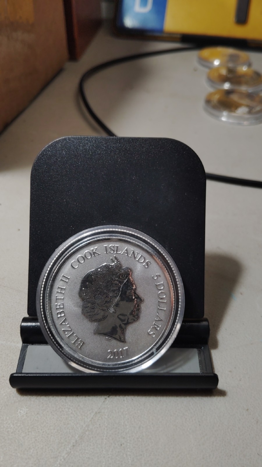 PATRICK ROY UPPER DECK HOCKEY GRANDEUR ONE OUNCE .9999 SILVER COIN SER.#/500