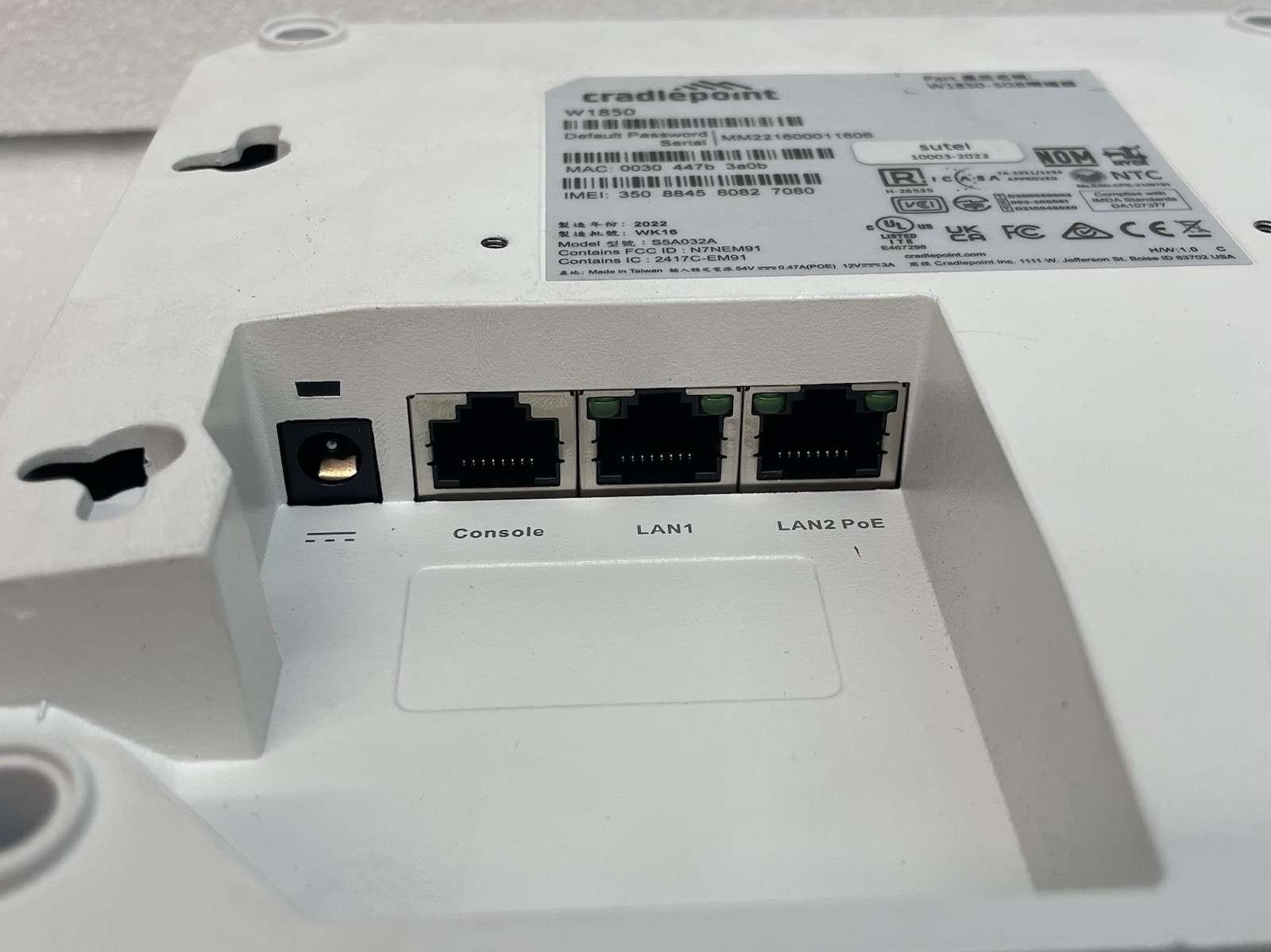 Cradlepoint W1850-5GB 5G Wideband Router S5A032A With Antennas & Adapter