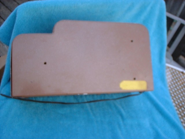 TRADIO COIN OPERATED HOTEL TUBE RADIO 2 hour 25-cents Untested Parts/Repair