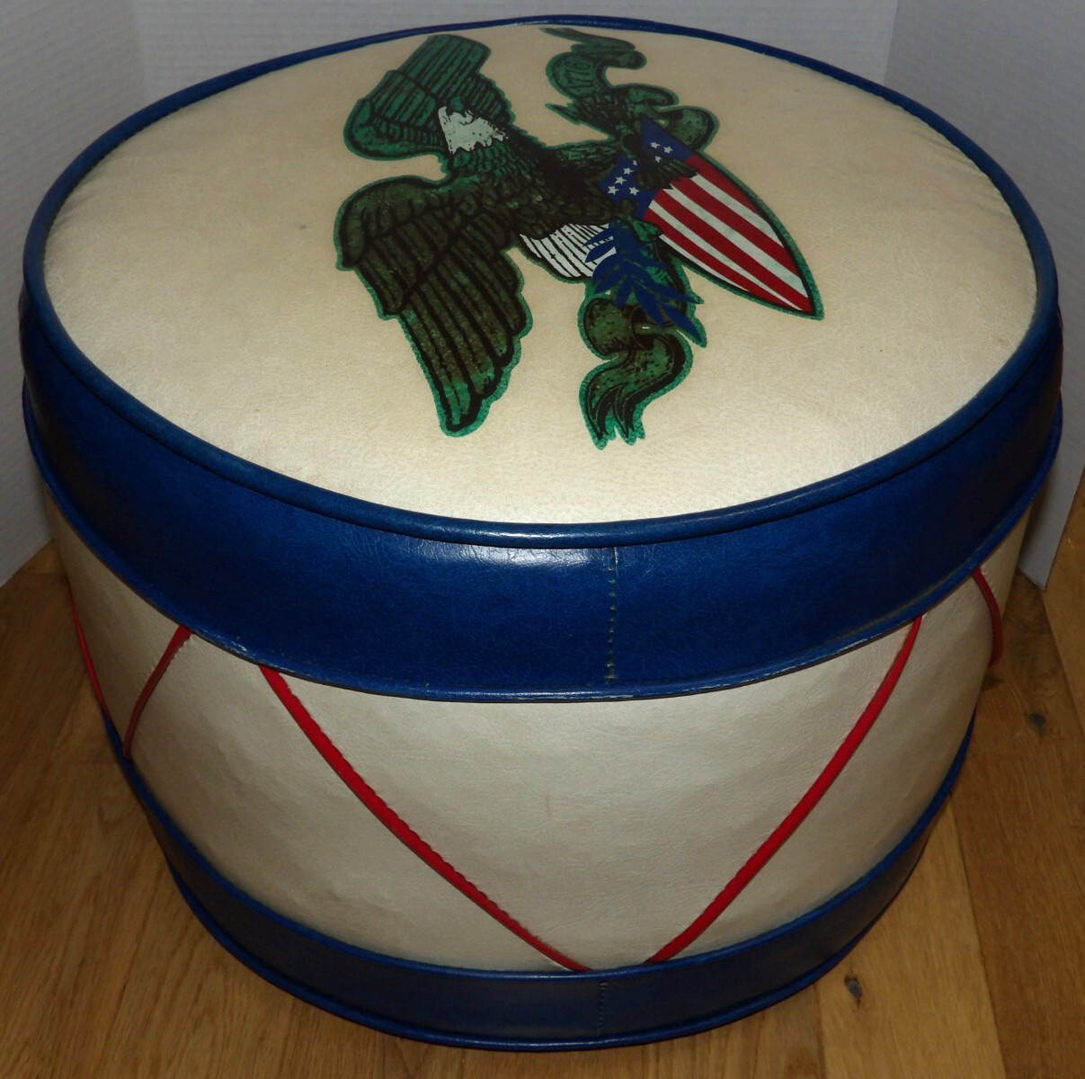 Vtg 1976 USA Bicentennial Drum/Eagle Footstool Patriotic Military Style 1776