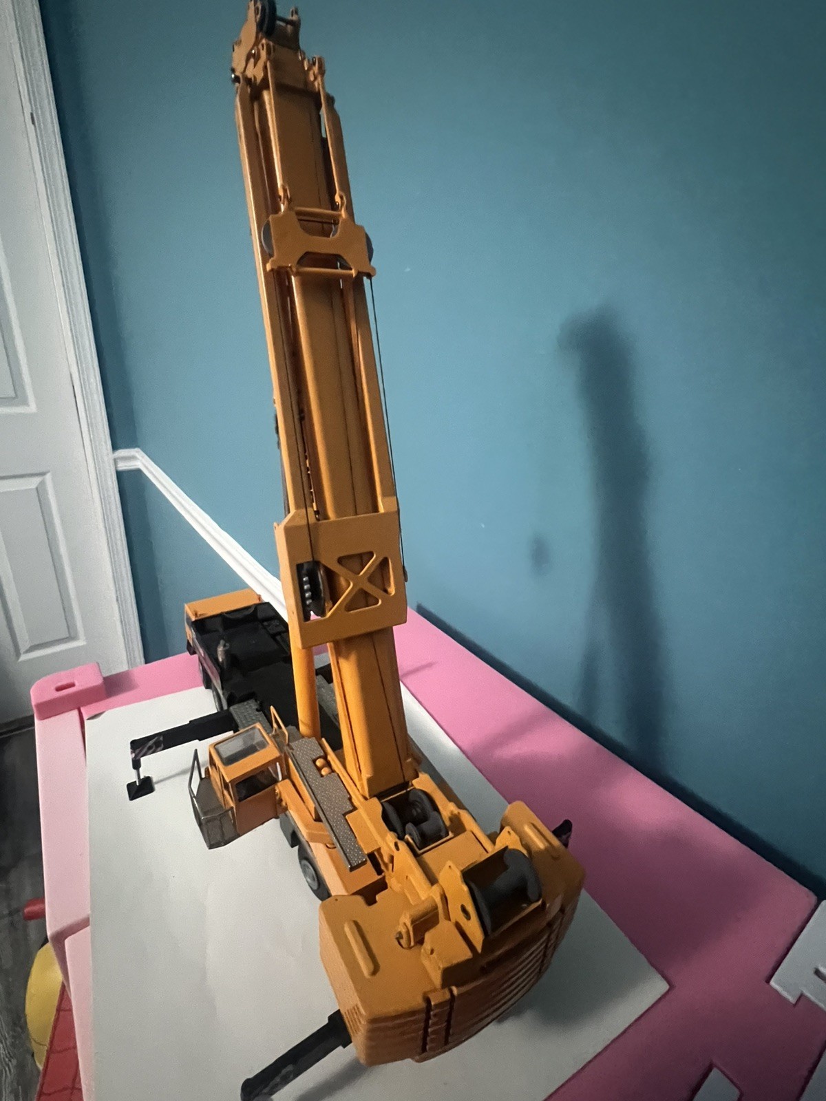 Conrad Liebherr LTM 1300 Truck-Mounted Crane 1/50 scale in Original Box