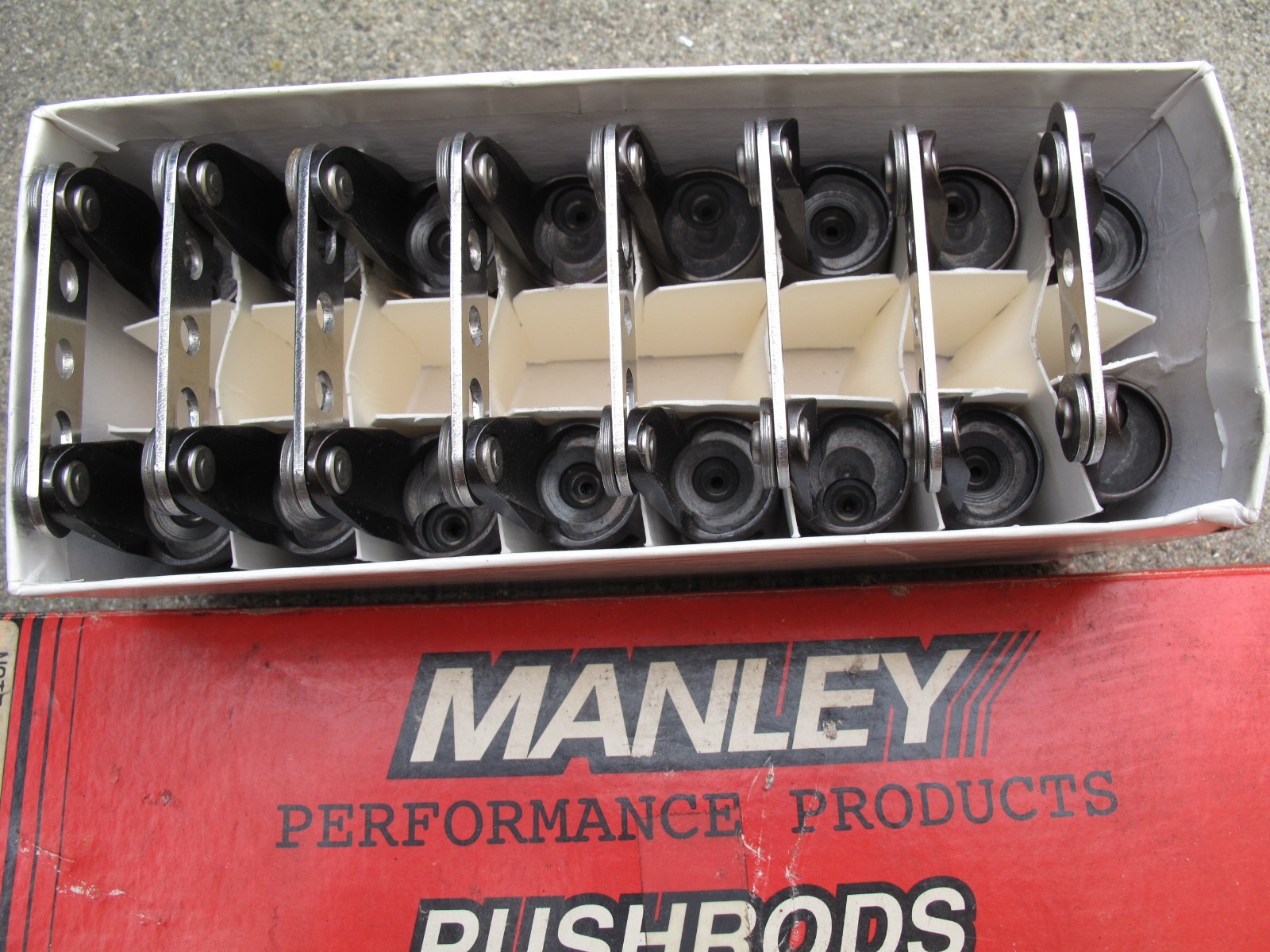 Crane Cams 11575-16 Roller Lifters and Manley 25721 Pushrods for Chevy SBC