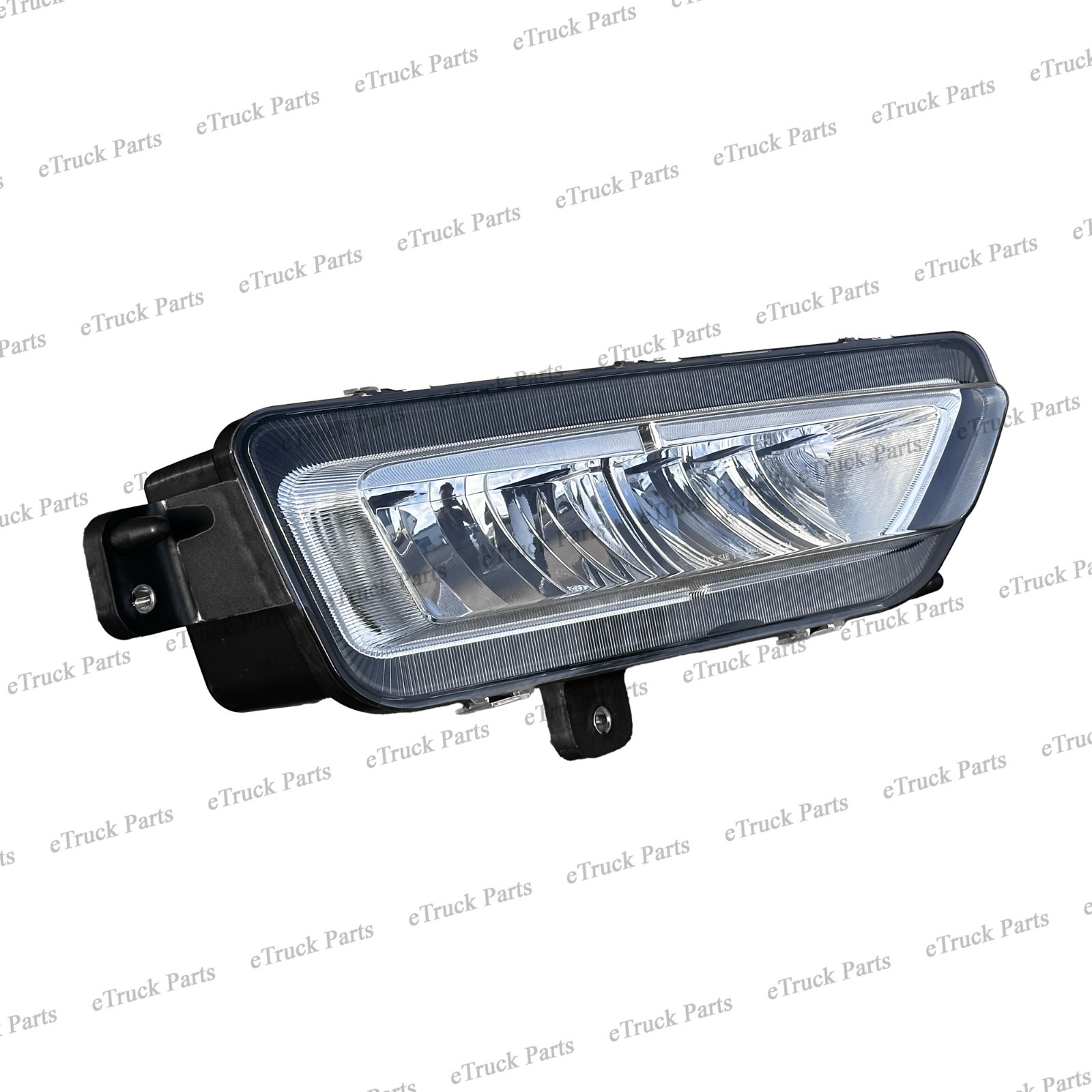 2022–Present Peterbilt 579 Passenger Side (RH) LED Fog Light OEM# P54-6199R