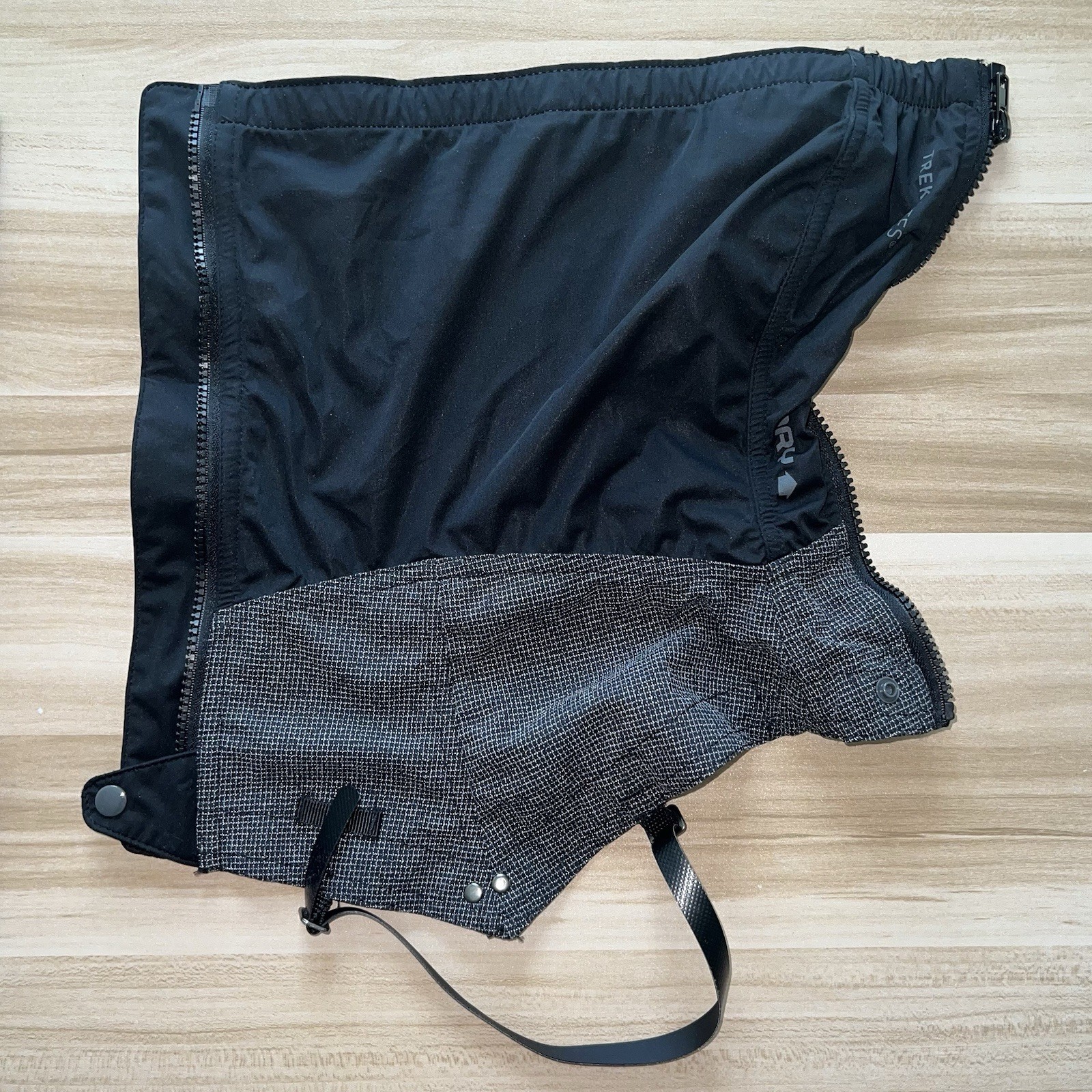 Trekmates Women's Cholet Dry Waterproof Walking Gaiters Black Size 2 US 7-11.5