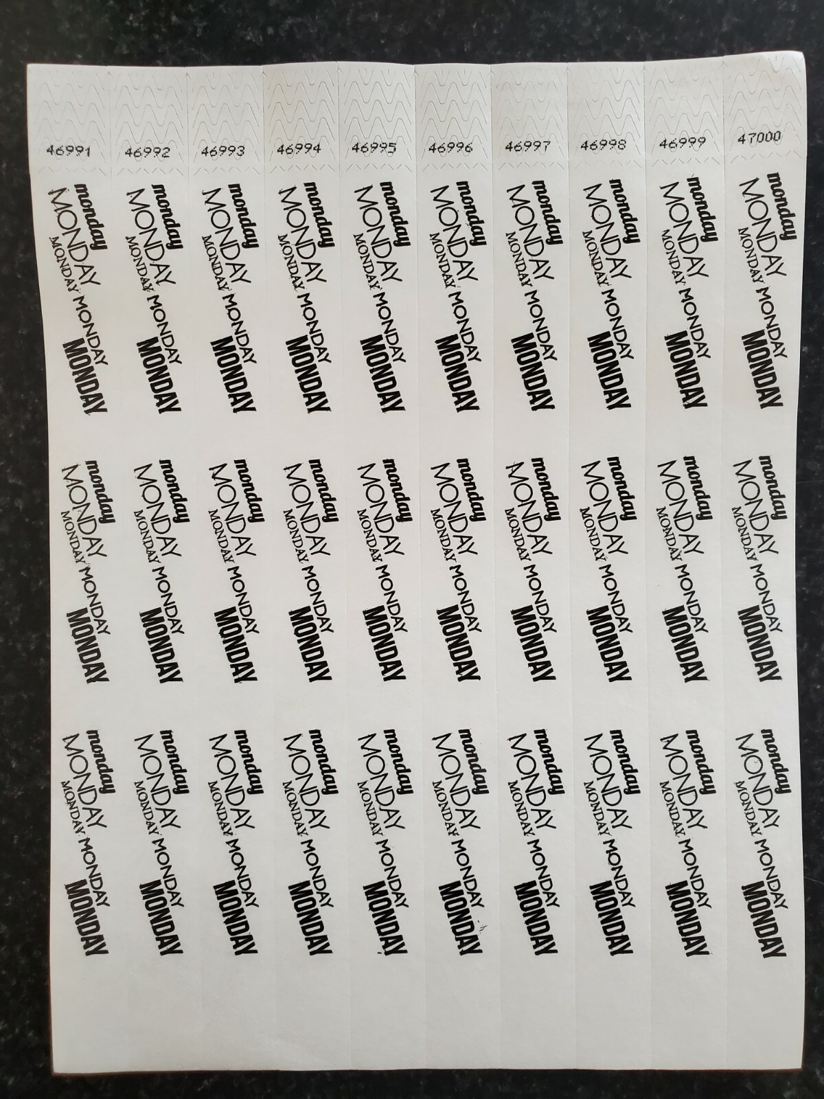 100  3/4"  WHITE (Monday) TYVEK WRISTBANDS, PAPER WRISTBANDS