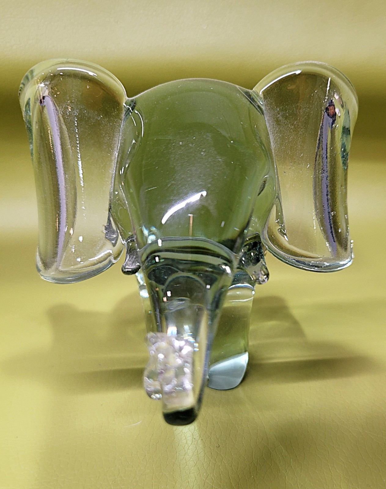 4 INCH NGWENYA GLASS ELEPHANT PAPERWEIGHT FIGURINE