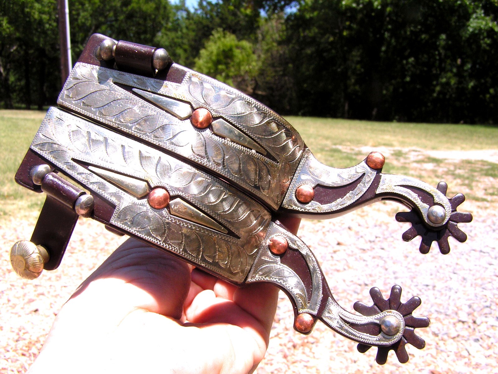 Men's show spurs WITH leather straps