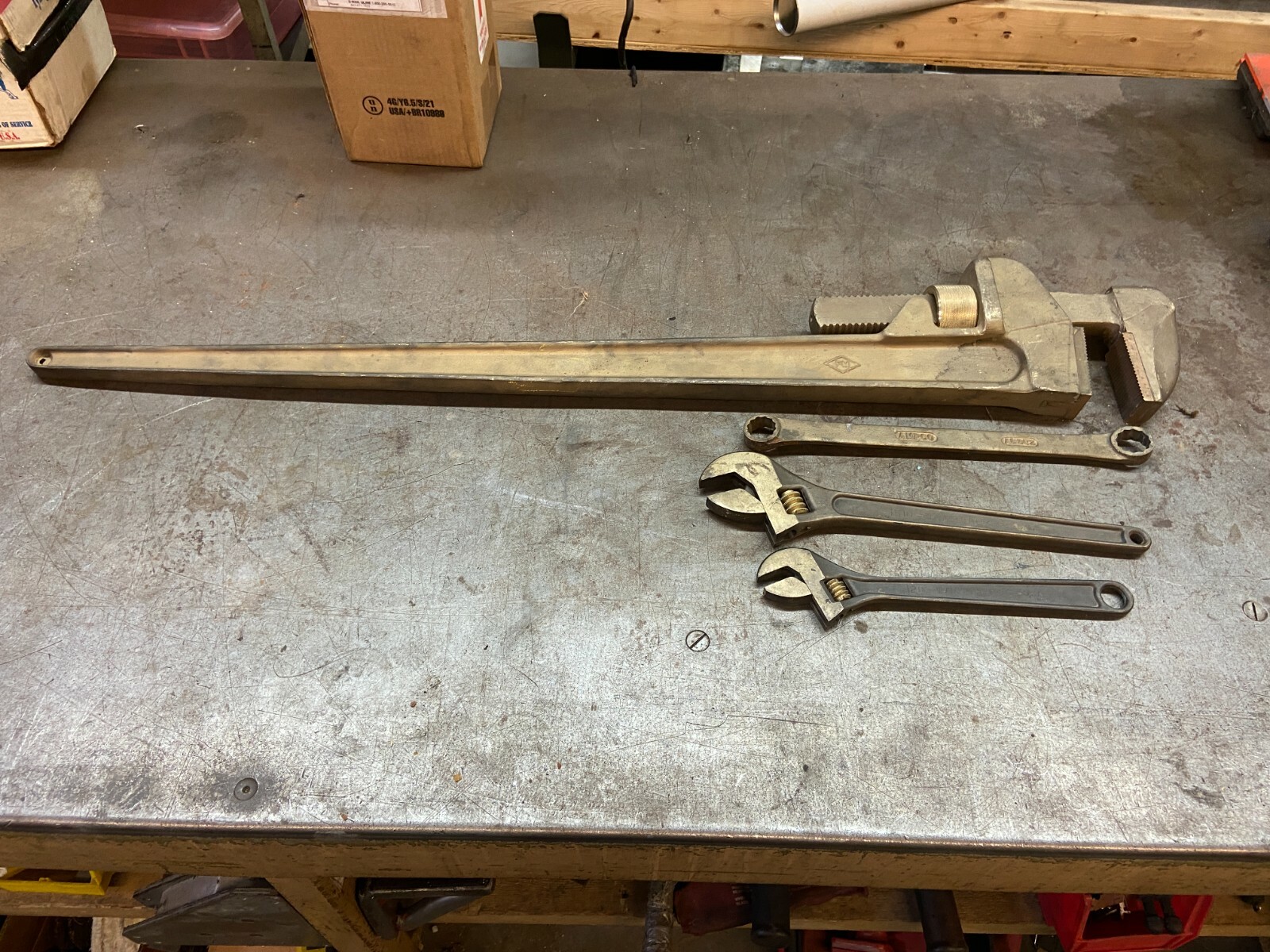 AMPCO W-216 48 INCH PIPE WRENCH, ADJUSTABLE WRENCHES AND BOX WRENCH