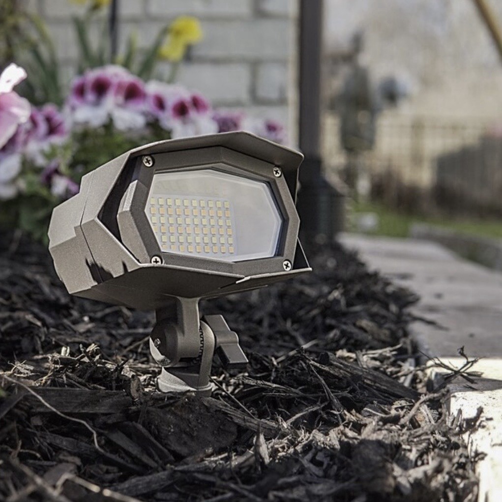 Harbor Breeze LED Flood Light 27W BRONZE FINISH Low-Voltage 4108935 - NEW