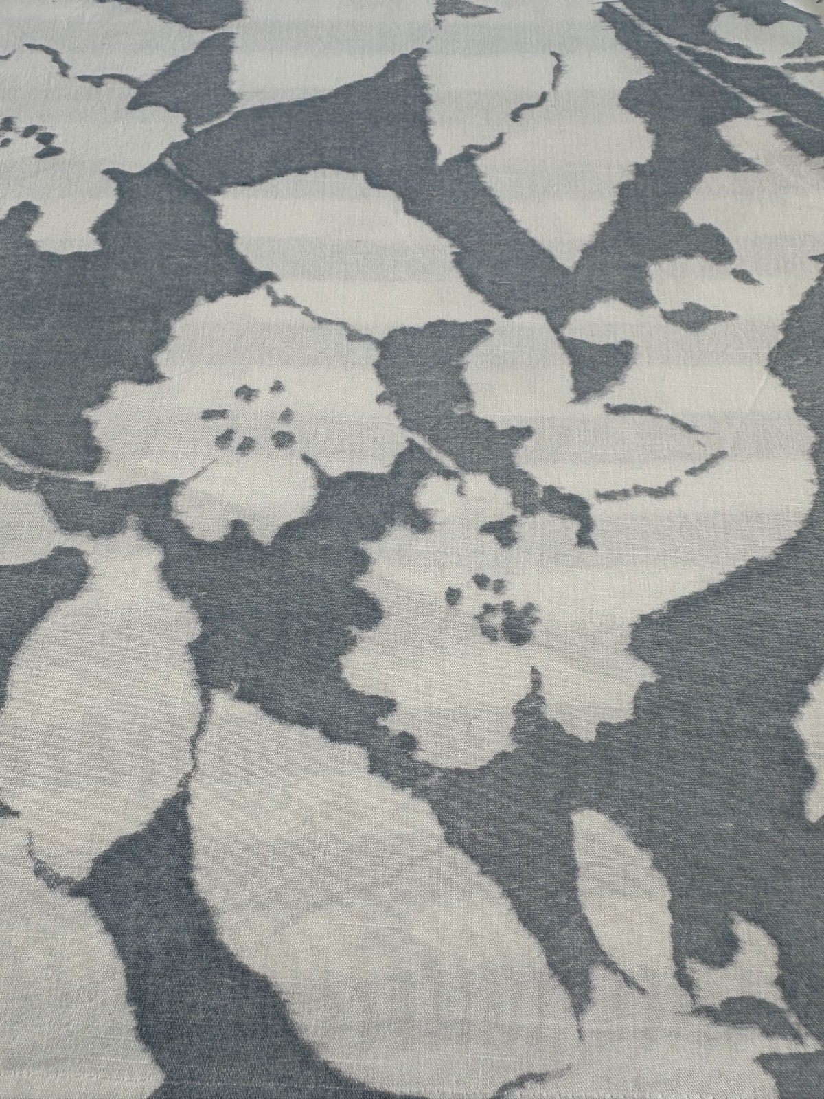 Ralph Lauren  fabric blue/white cotton  floral handmade TABLECLOTH 90” round New