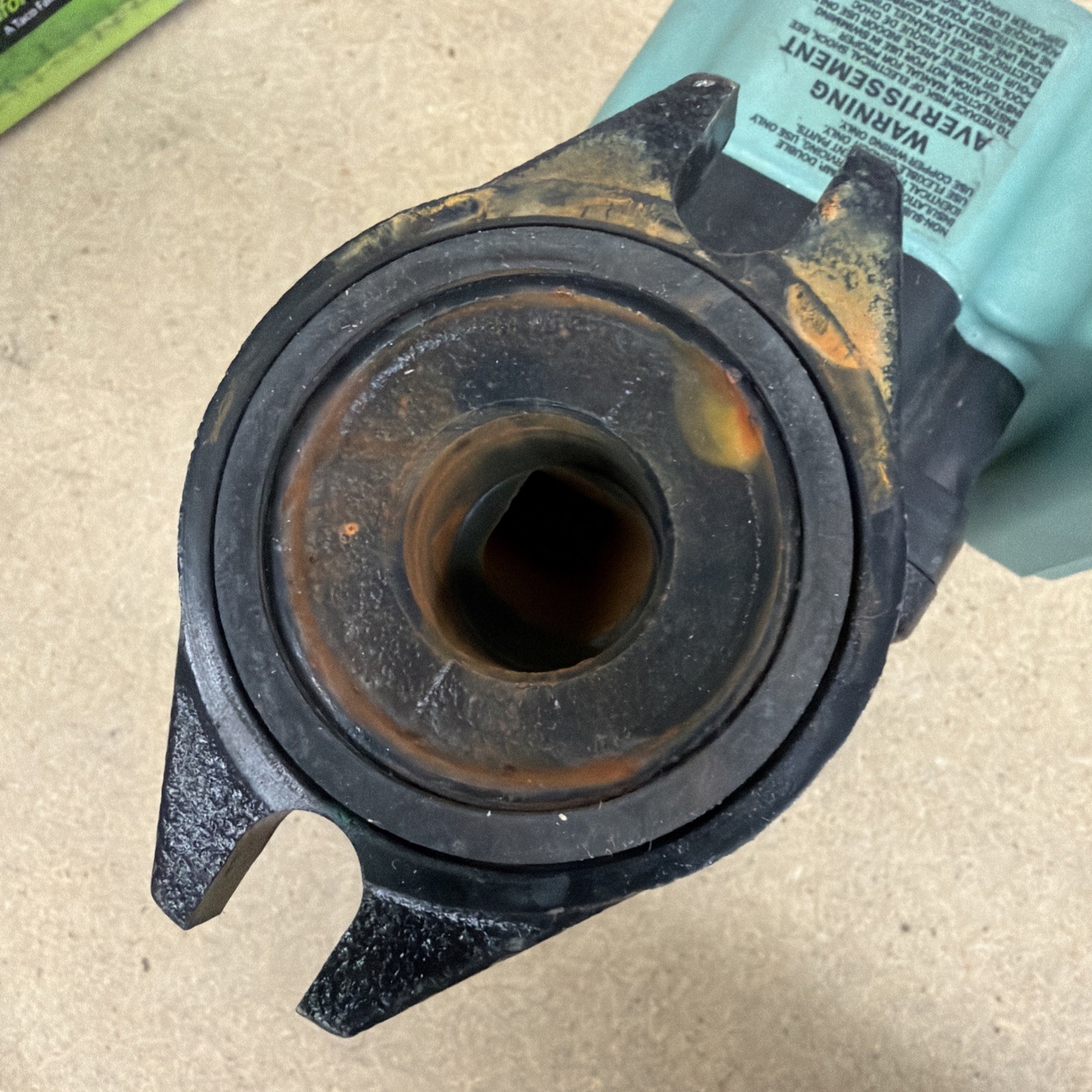 Taco Comfort Solutions Cast Iron ECM High-Efficiency 2-Flange Circulator Pump