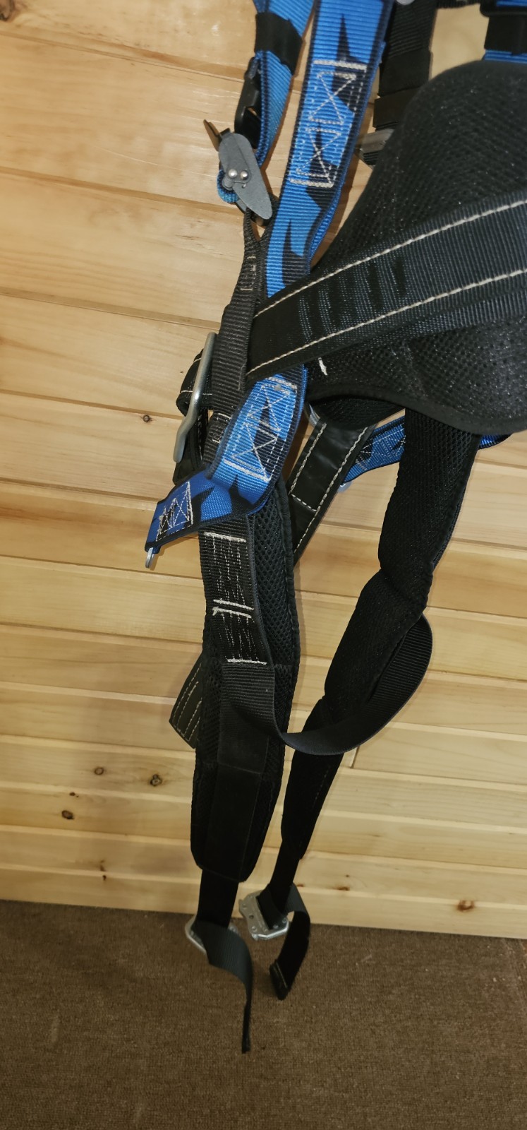 HONEYWELL MILLER AC-QC-BDP/UBL Full Body Harness AirCore L/XL