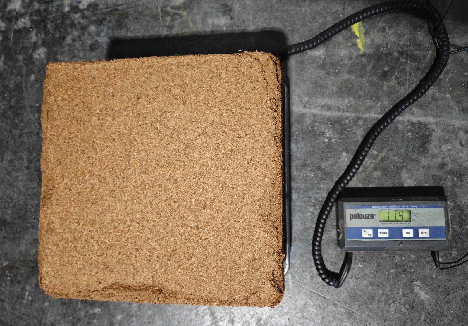 Coco Fiber / Coco Peat Block Brick Substrate 11lbs (5kg)