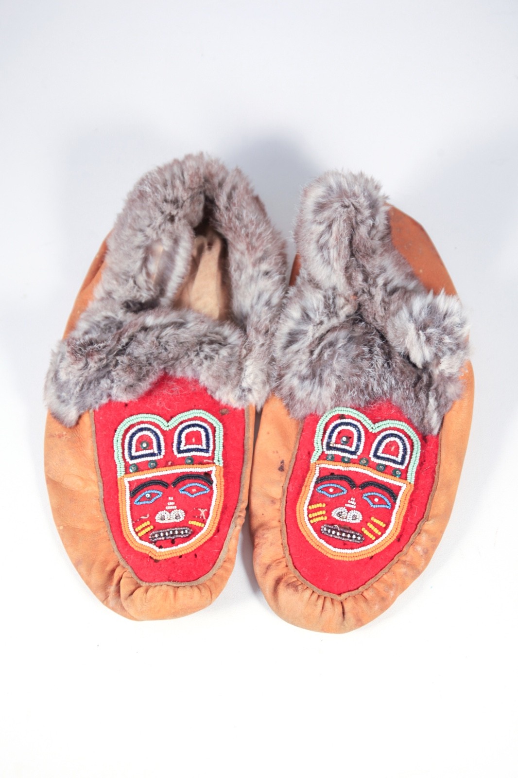 Antique Native American Northwest Coast Indian Old Beaded Moccasins Leather Fur