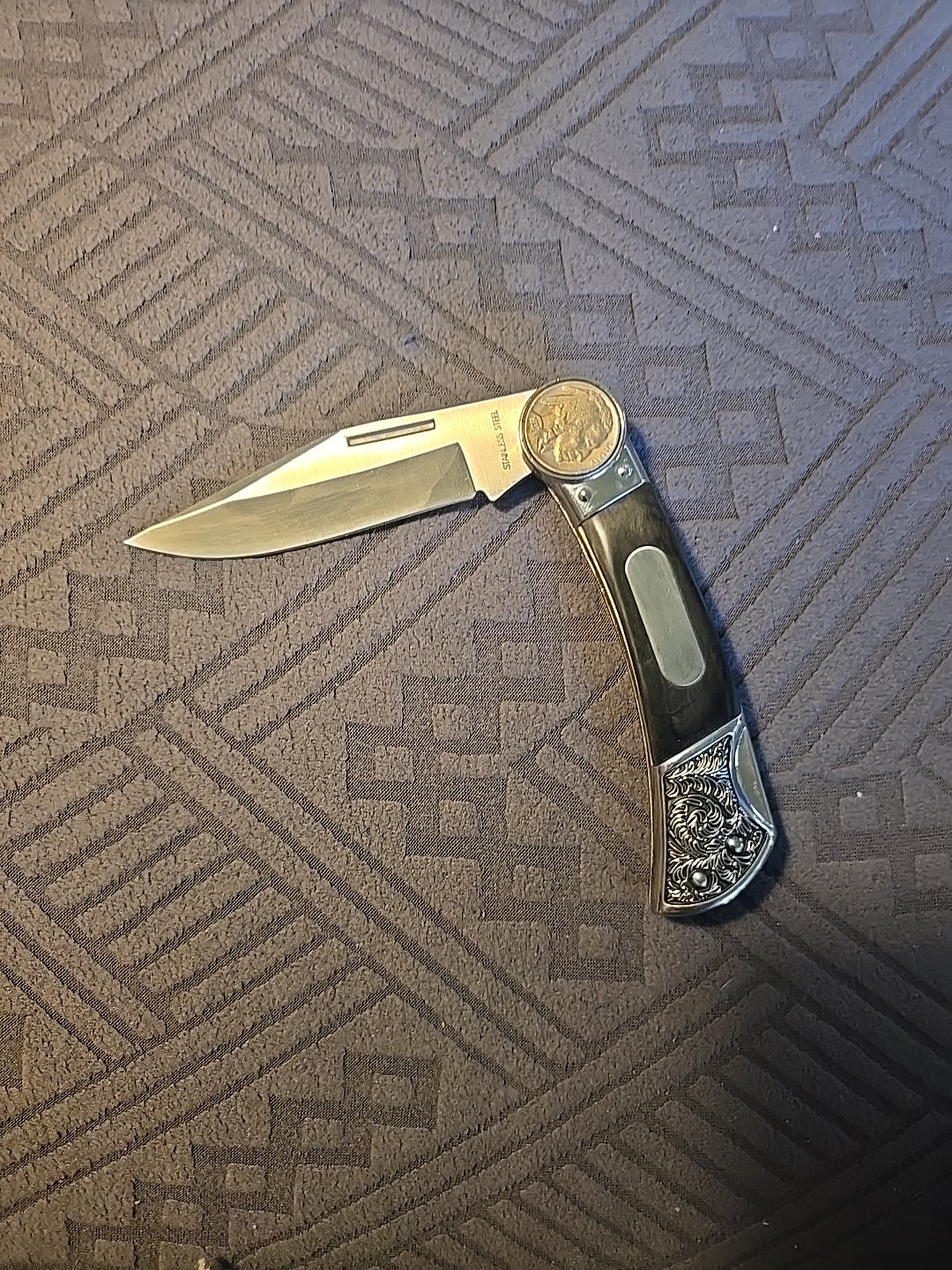 Folding Pocket Knife 1937 Indian Head Nickel Stainless Steel Blade