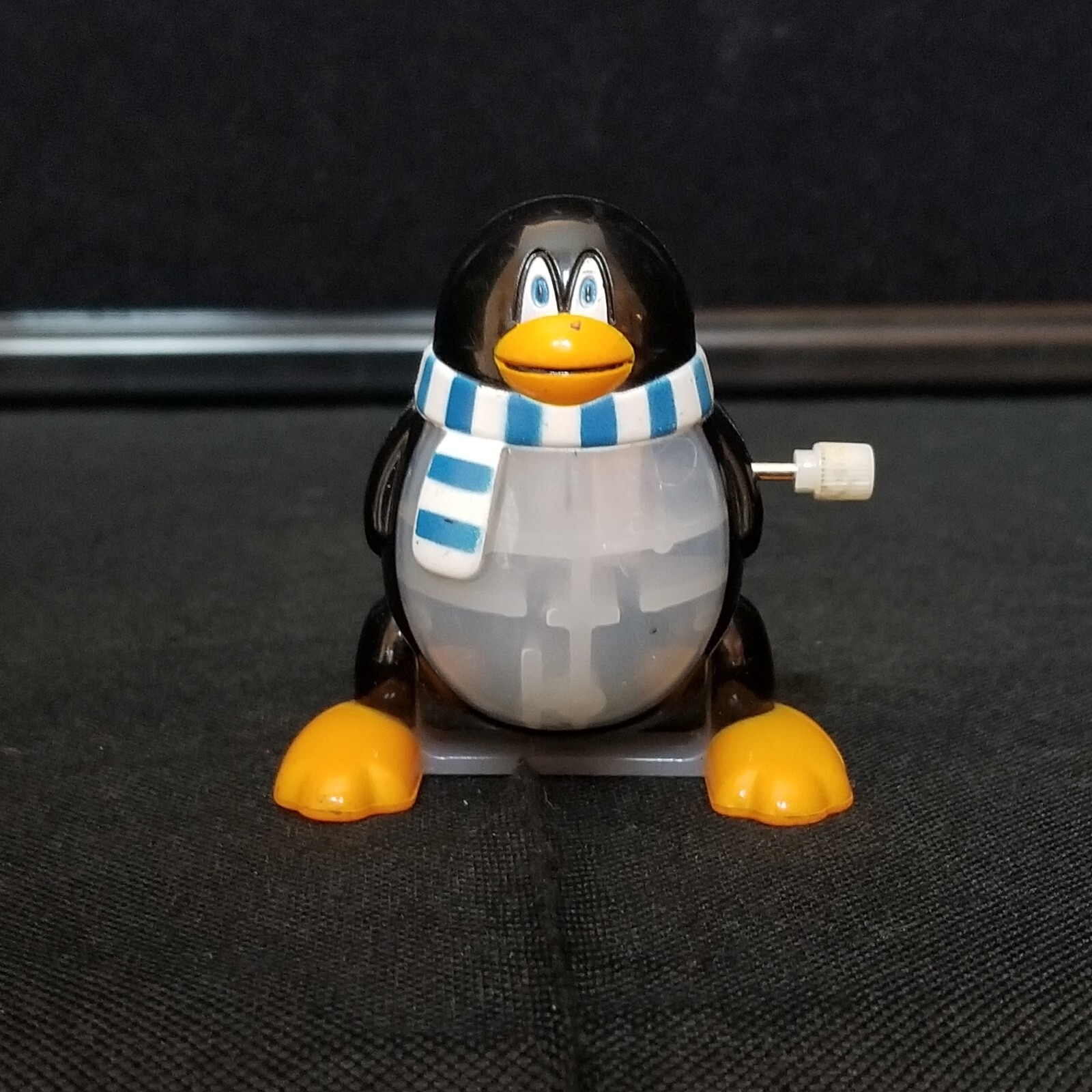 Z Wind Ups Peter The Backflipping Penguin RARE HTF