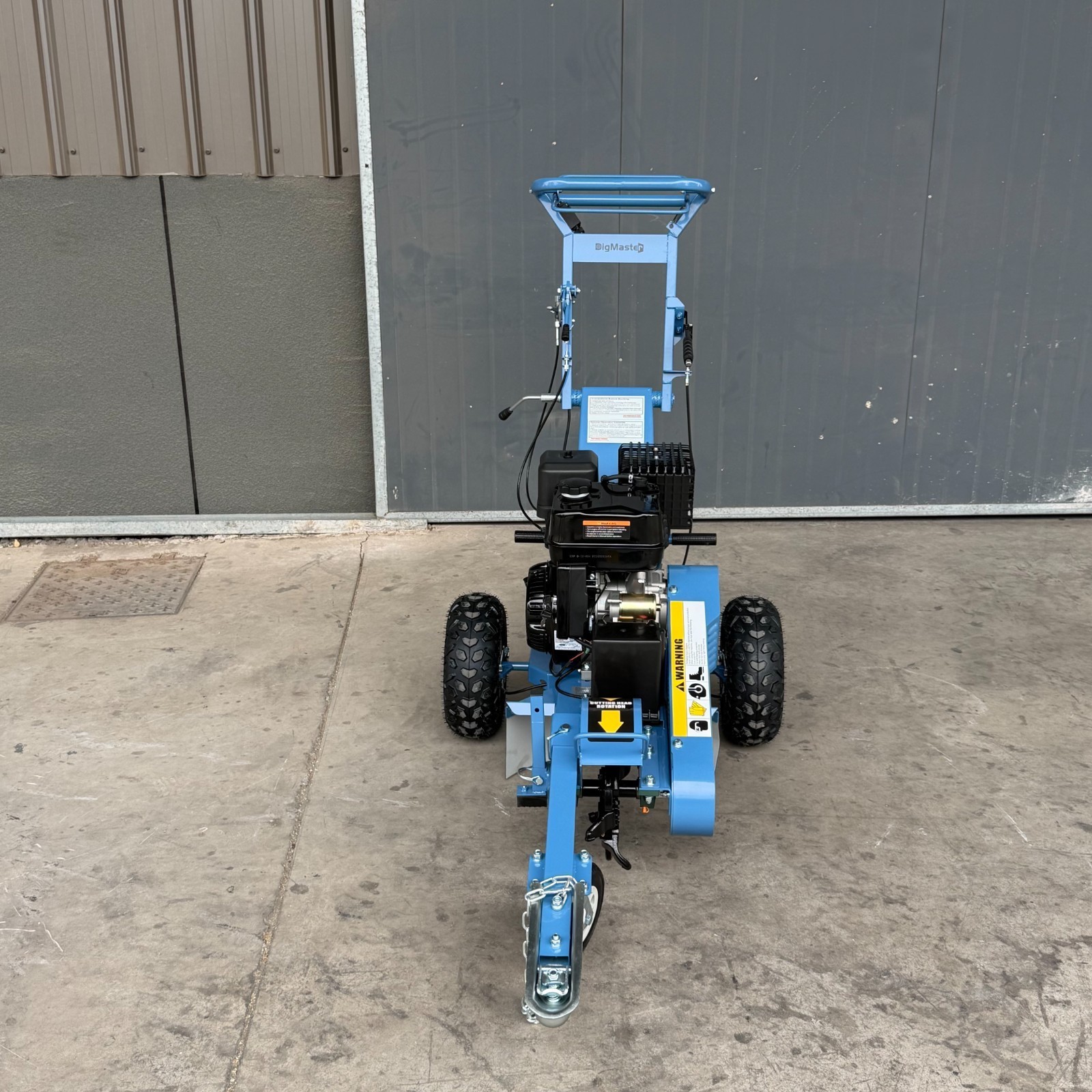 15HP Gas Stump Grinder Electric Start 15'' Cutting Height 10'' Cutting Depth