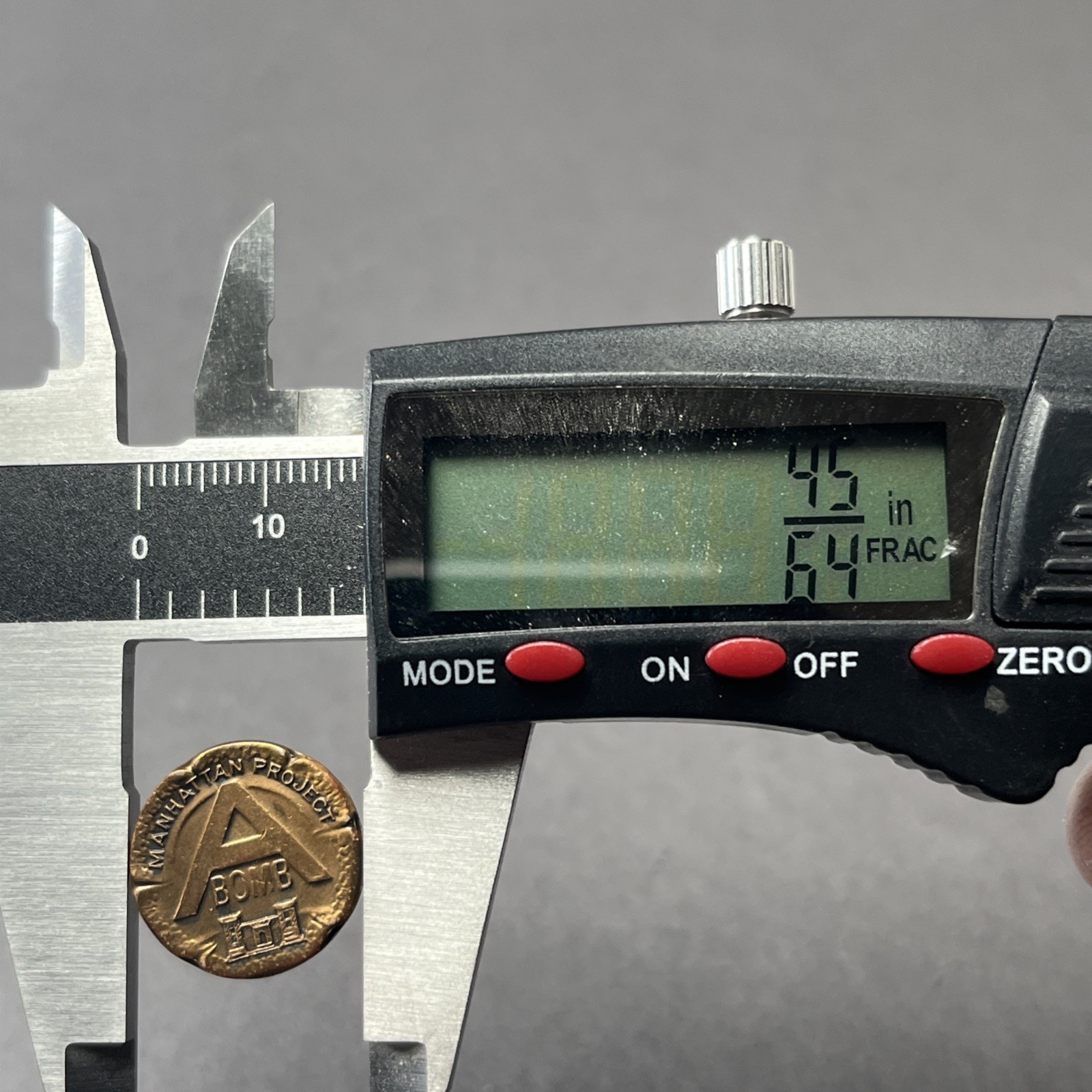 MANHATTAN PROJECT ATOMIC "A" BOMB Workers Lapel Pin Award Bronze WW2 1945