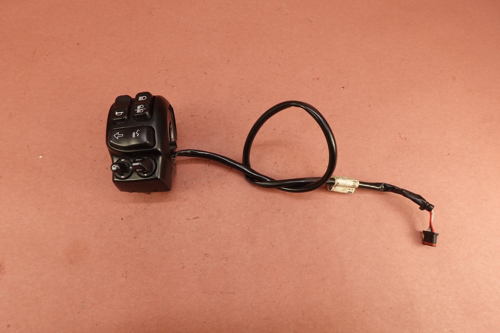 14-23 Harley Road Glide Special FLTRXS Left Hand Control Switch Pack Assembly