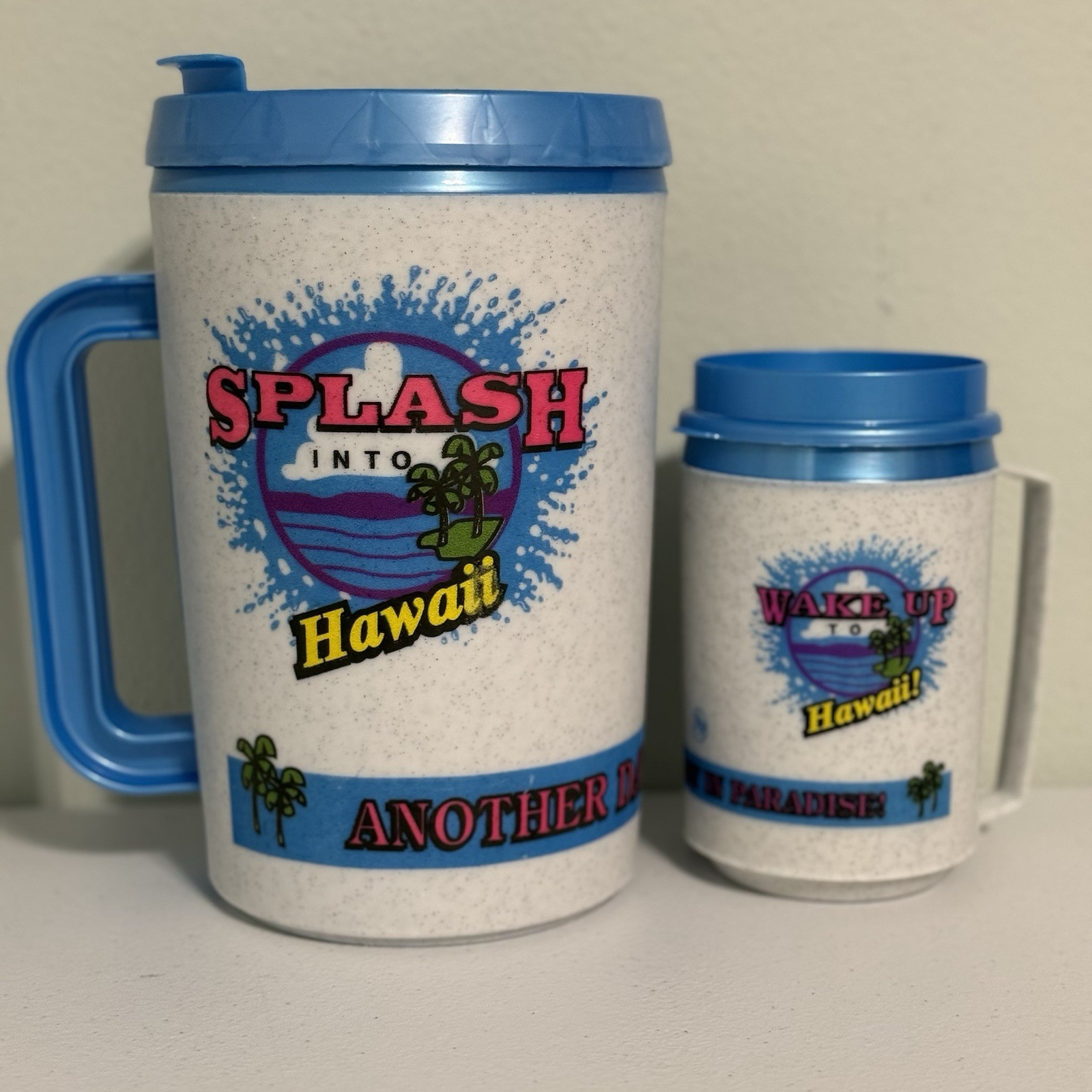 TWO Vintage Fountain Drinks Splash Into Hawaii Aladdin Travel Mugs Cups W/Lids