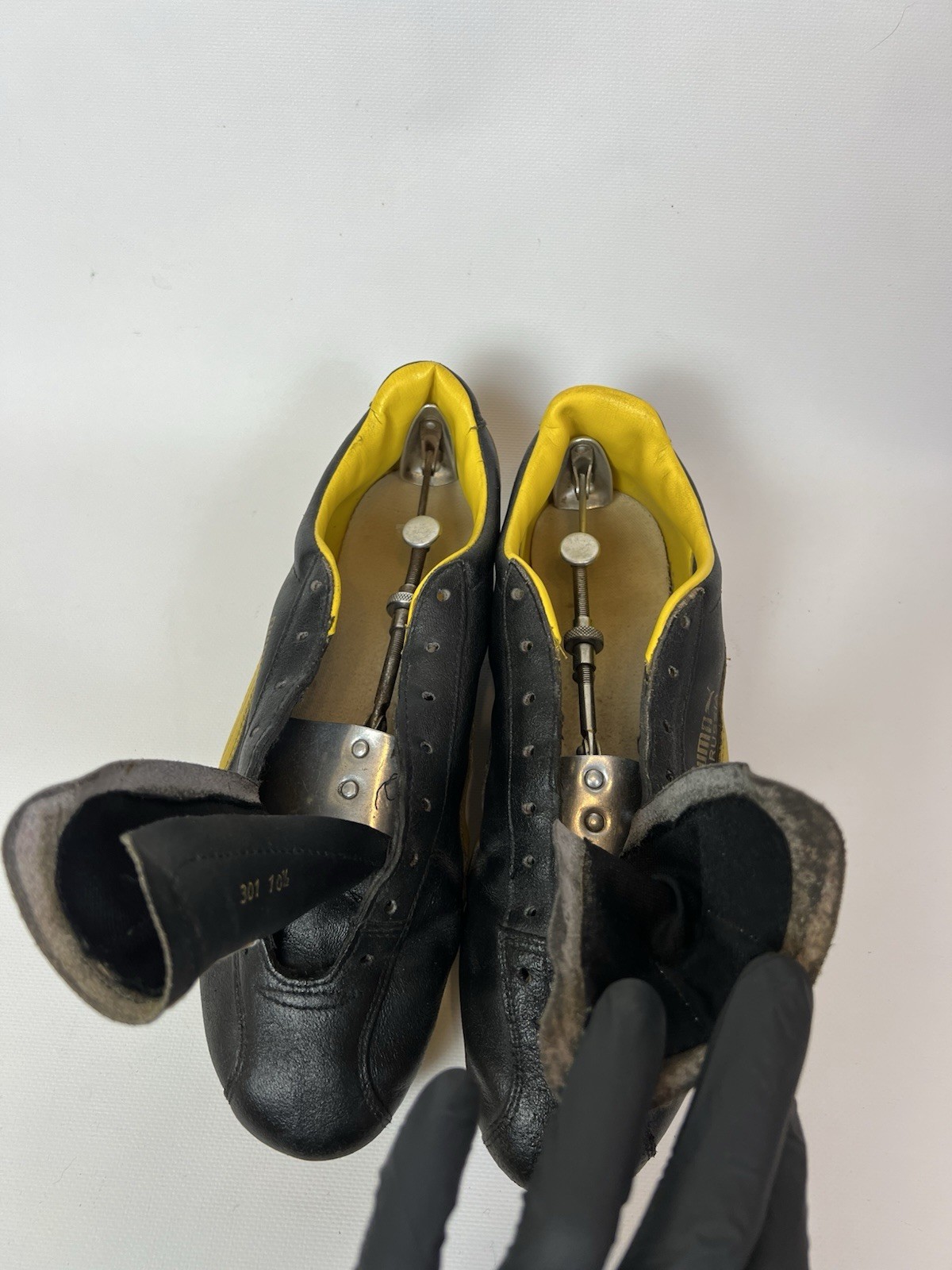 Vintage PUMA BORUSSIA Soccer Futbol Cleats Black Yellow