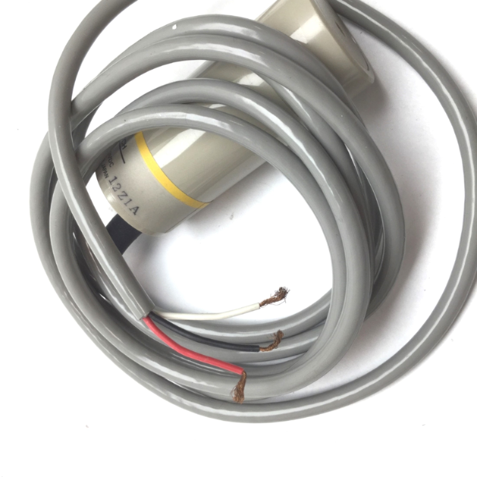 Omron E2K-C25ME1 Capacitive Proximity Sensor Switch, 10-40VDC, 3-25mm, NPN