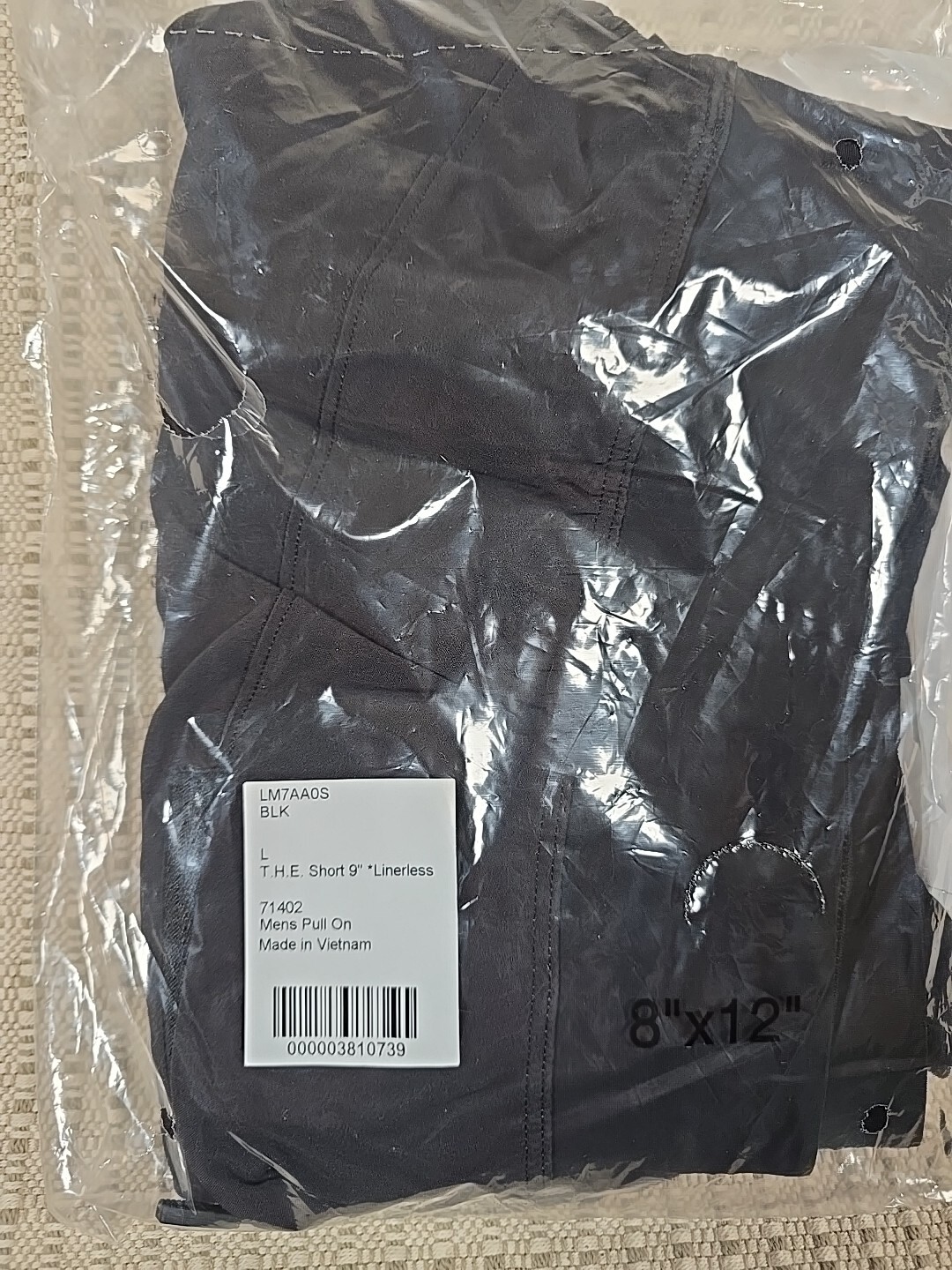 Size Large Lululemon T.H.E. Short 9" Linerless BLACK LM7AA0S BLK Men's New NWT