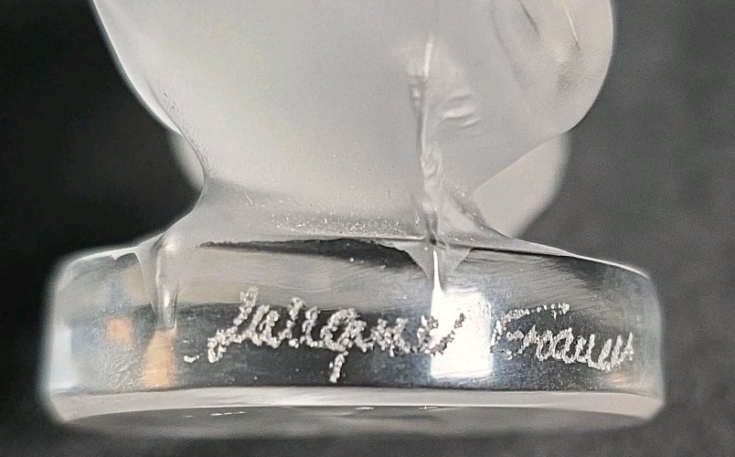 Lalique Frosted Crystal Art Glass 3" Kissing Doves Or "Colombes" Made In France