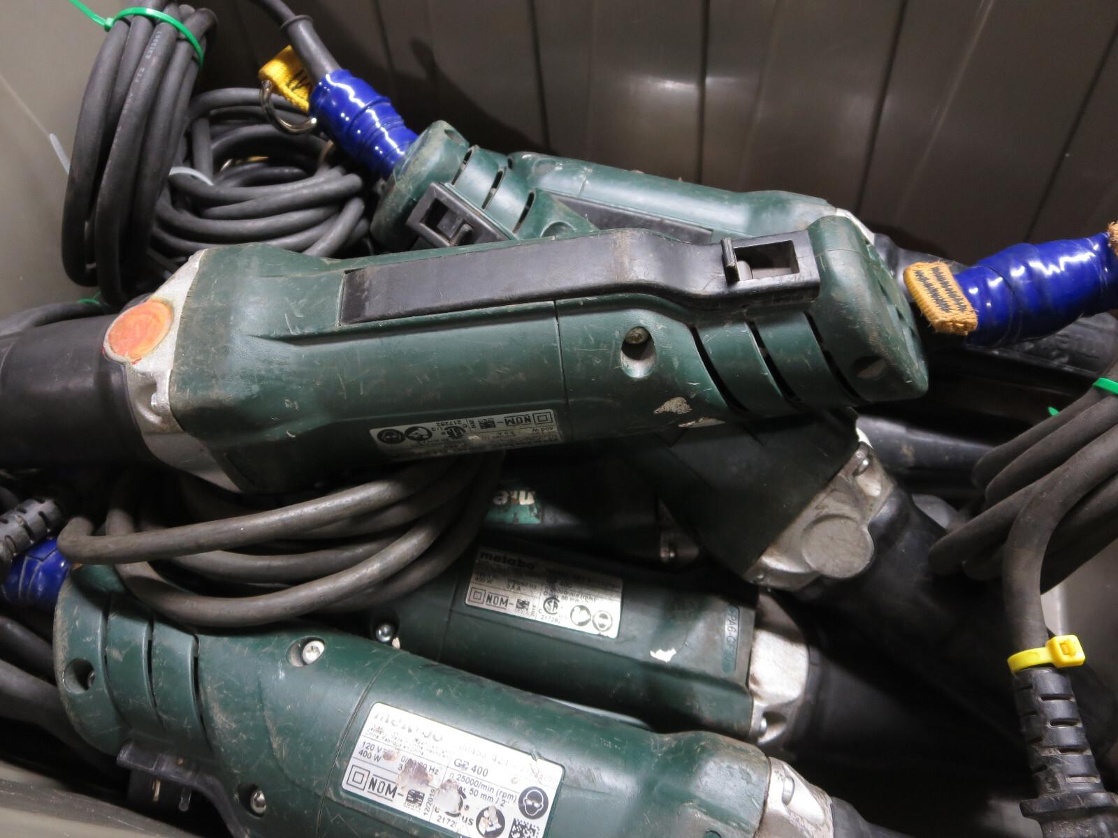 1 Ea. Metabo GP400 Die Grinder w/ Tool Lanyard 25,000 RPM 120v 3.5A 2 in.