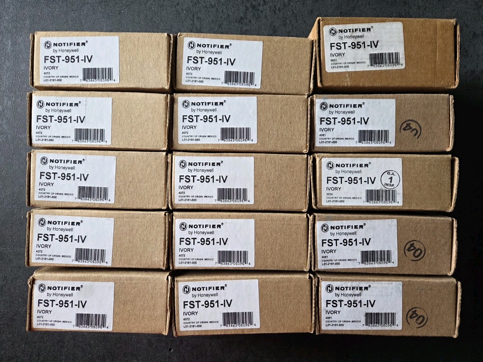 NOTIFIER FST-951-IV INTELLIGENT THERMAL HEAT DETECTOR "IVORY" BRAND NEW 15 AVAIL