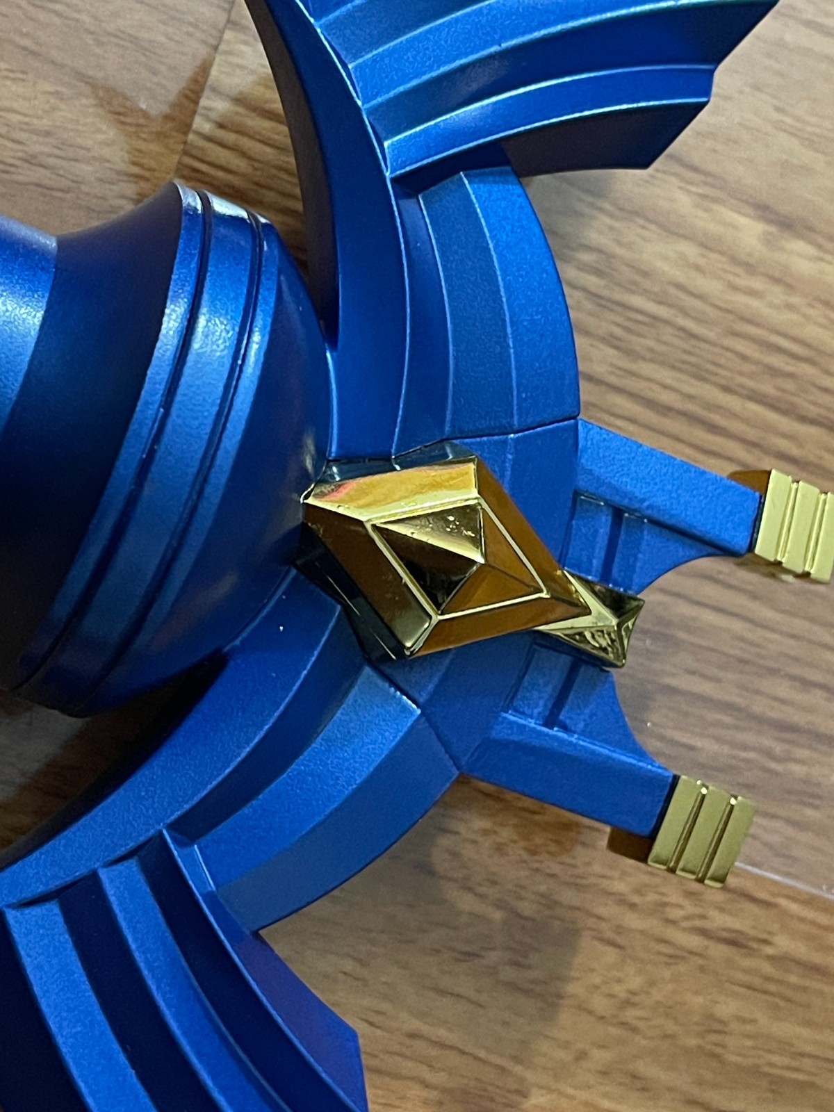 Zelda master Sword, 27 Inches Rechargeable Pre-Assembled Plastic Light Up