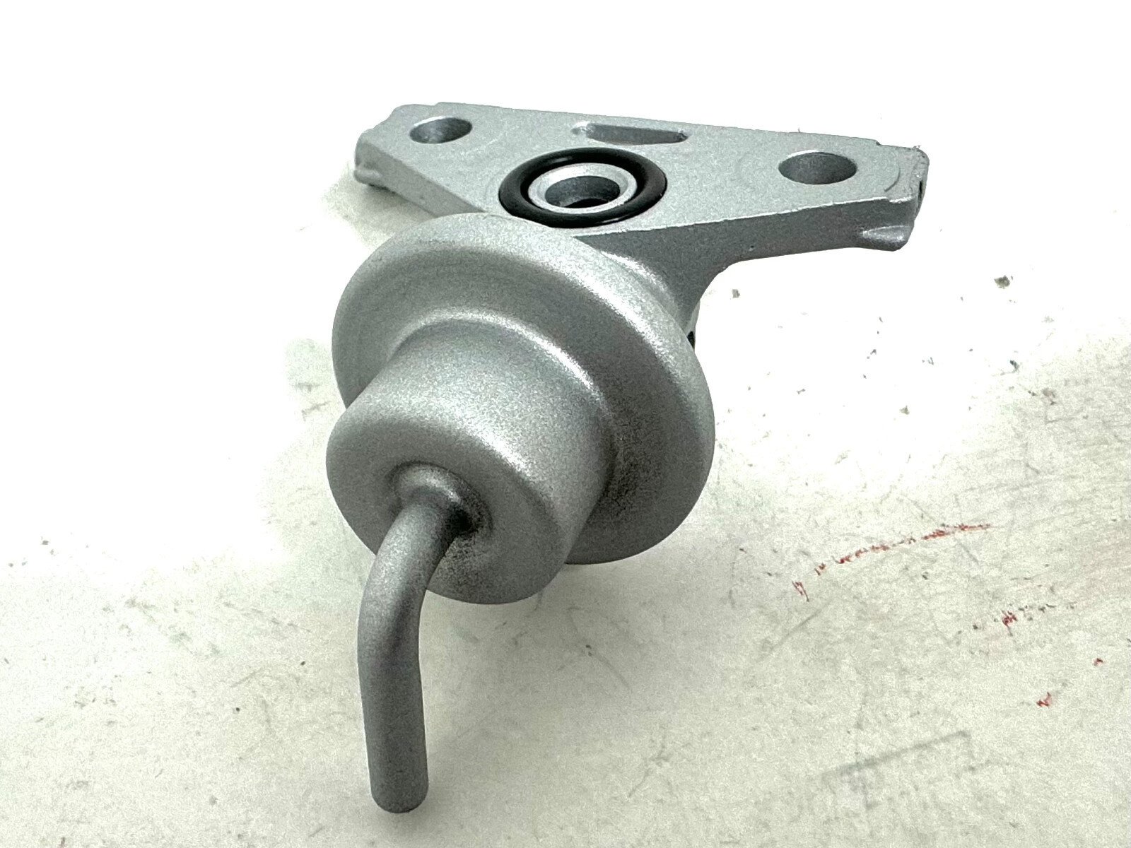 96 00 Honda Civic D16Y8 Fuel Pressure Regulator FPR OEM