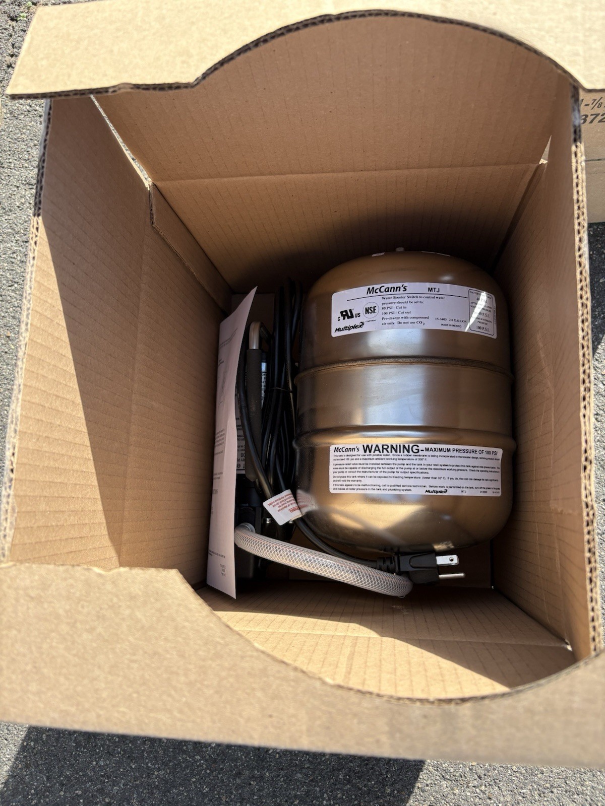 McCann's 2.0 Econo Booster, MTJ 2 Gallon Water Boost System