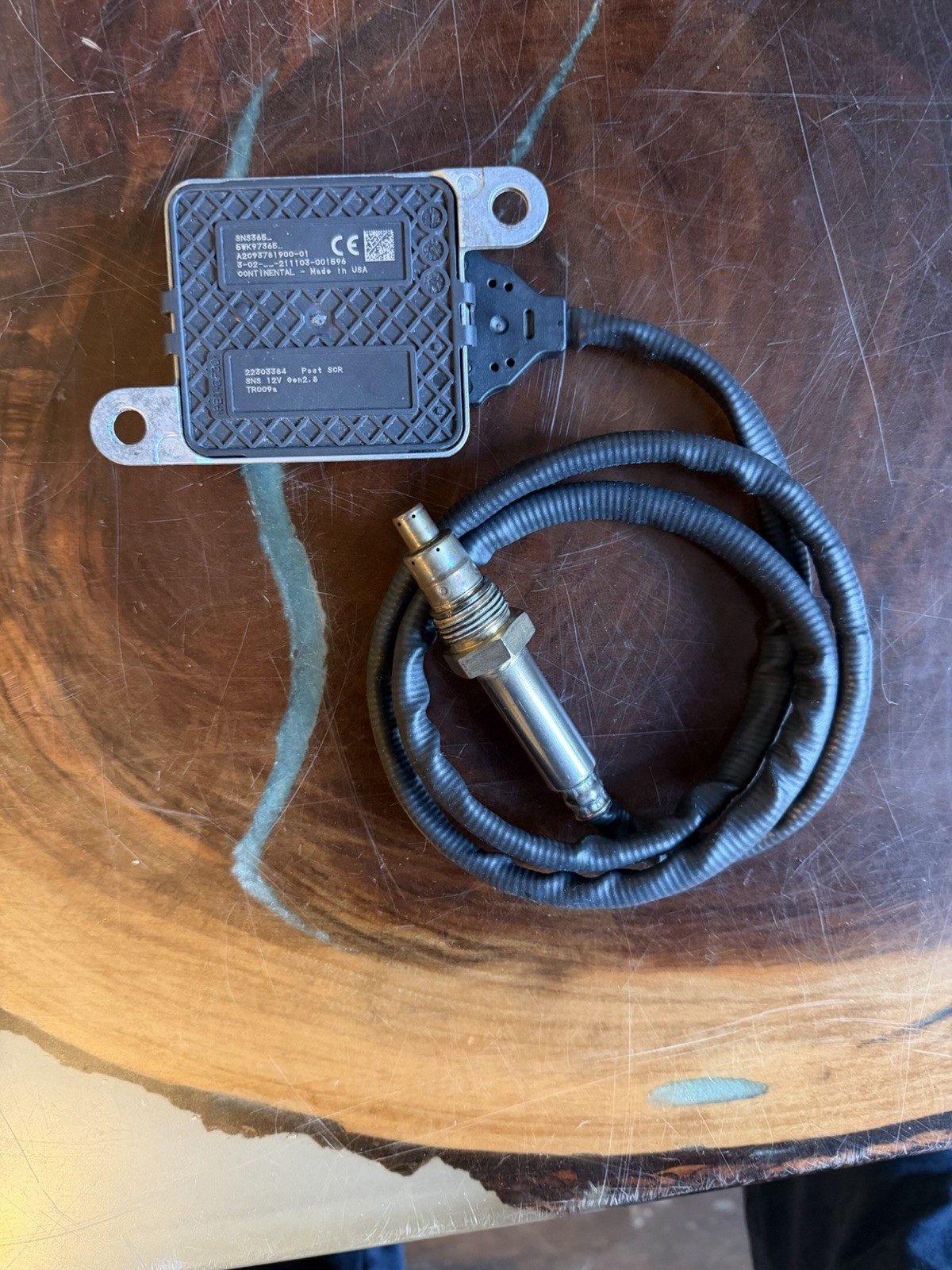 Volvo Truck 22303384 NOx Sensor SCR outlet Genuine Volvo Used (Low Engine Hours)