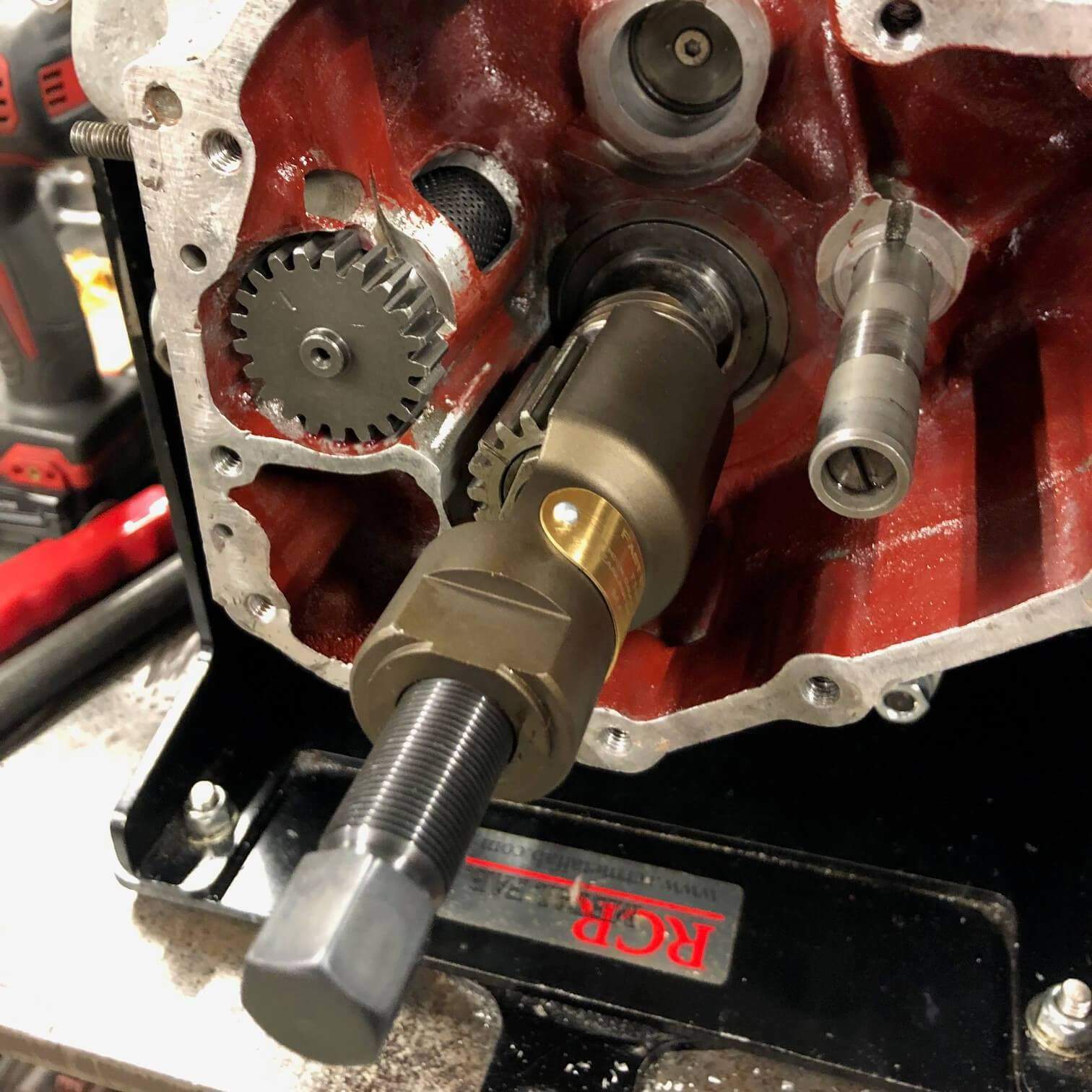 Fast Eddy Co. No. 3 Pinion Gear Puller for all 1999 & earlier Harley-Davidson