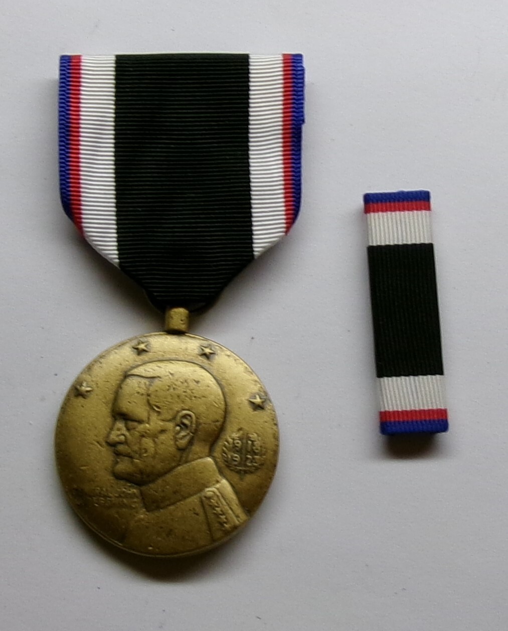 WW I U.S. Army of Occupation Germany Medal with RIBBON