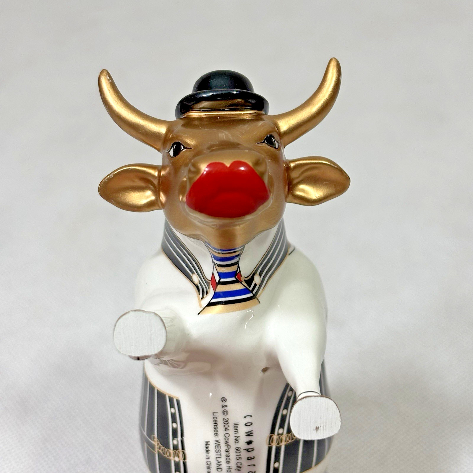Cow Parade #6015 City Cow 2004 Westland Giftware Figurine with Box & Tag
