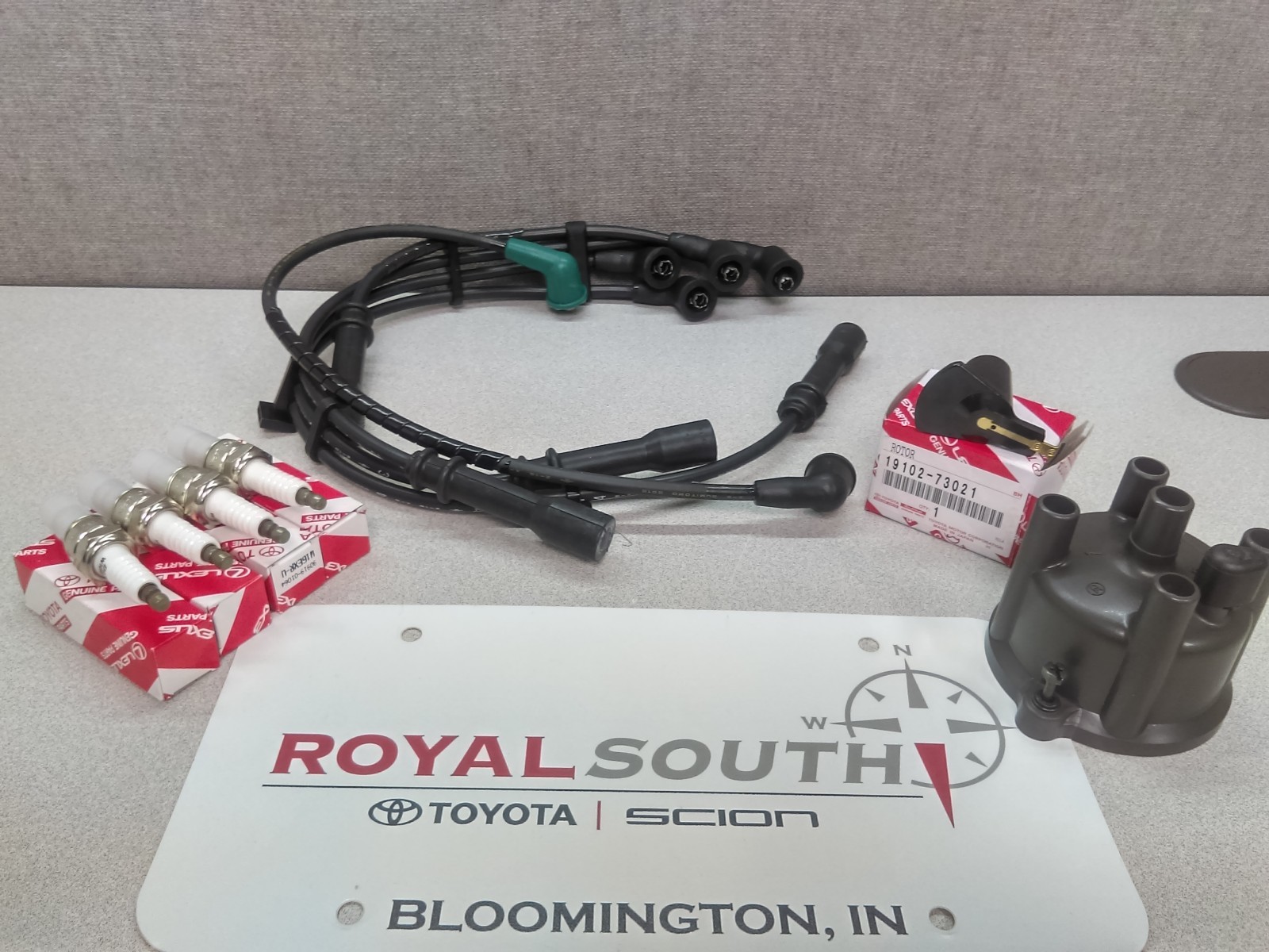 Toyota 1985 4Runner Truck Cap Rotor Wires Spark Plugs Genuine OEM OE