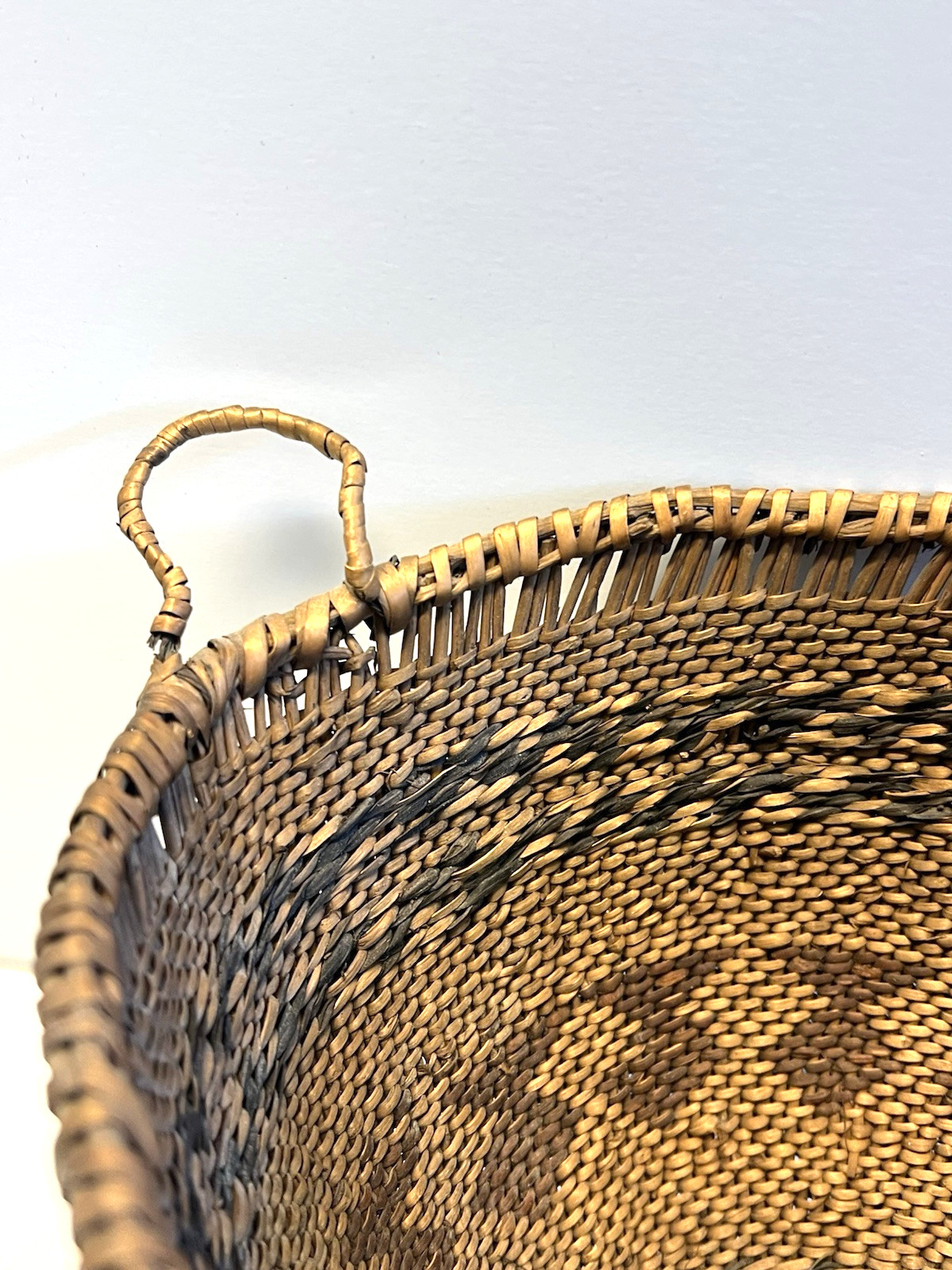 Antique Native American Indian Burden Basket; Late 1890's- 1900s; Lot # F10