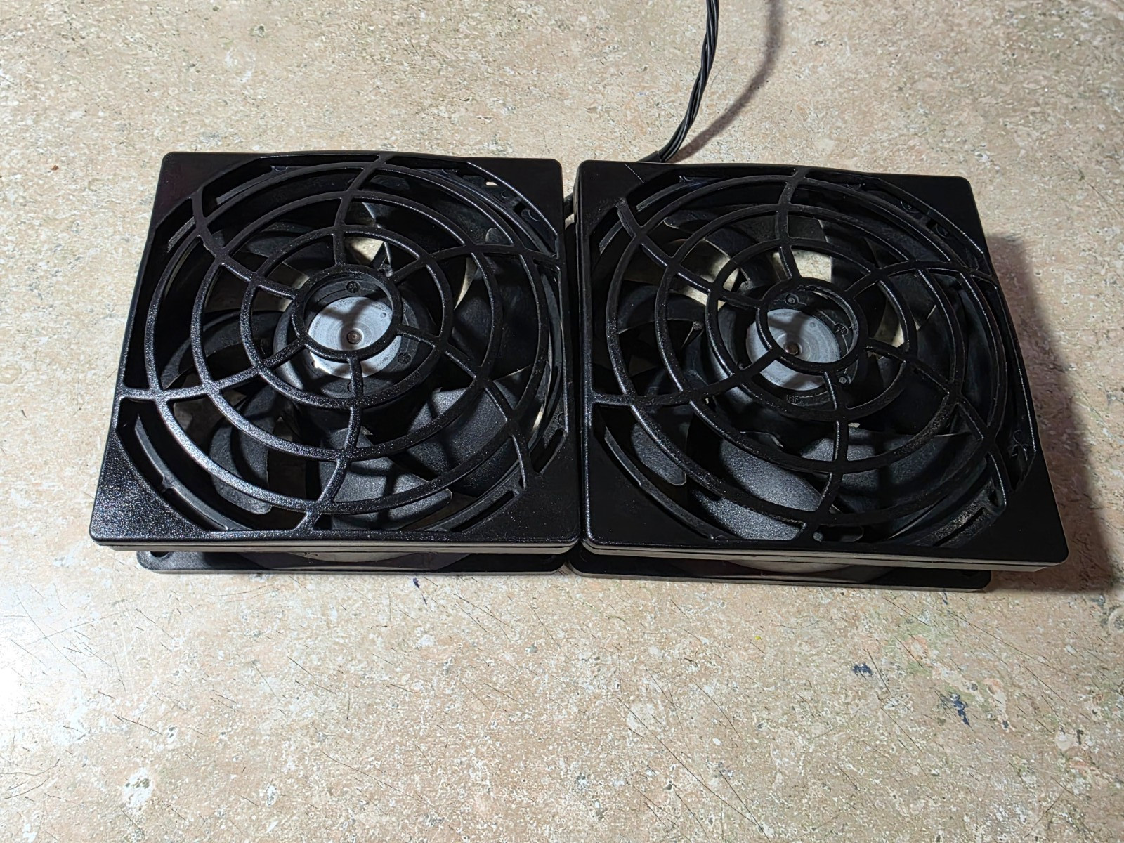 HP Z840 Workstation rear fan assembly 644315-001 683764-001 ships quik