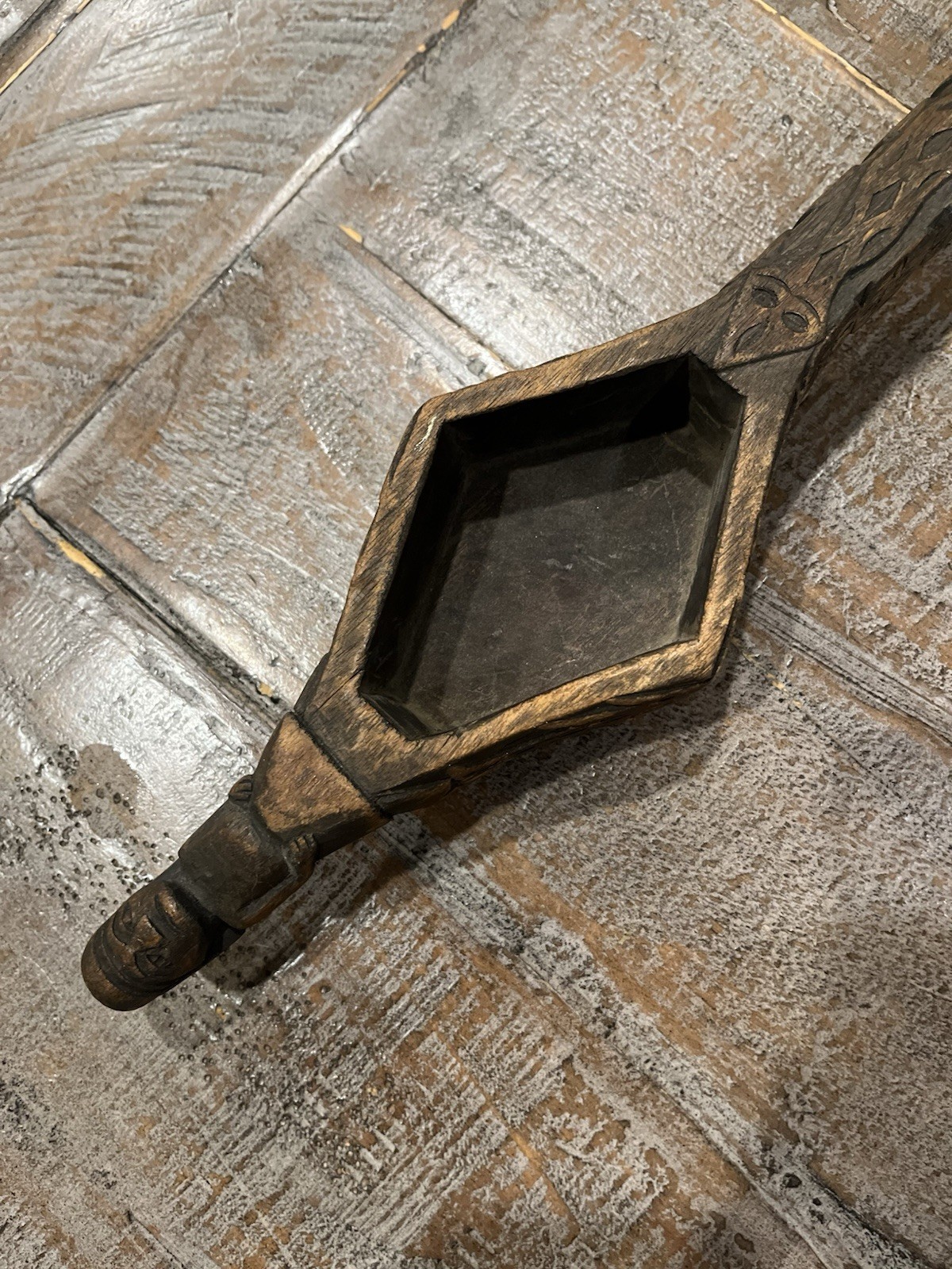 Antique Paiwan Noble Ceremonial Twin cup Linnak Hand Carve Taiwan Aboriginal 20”