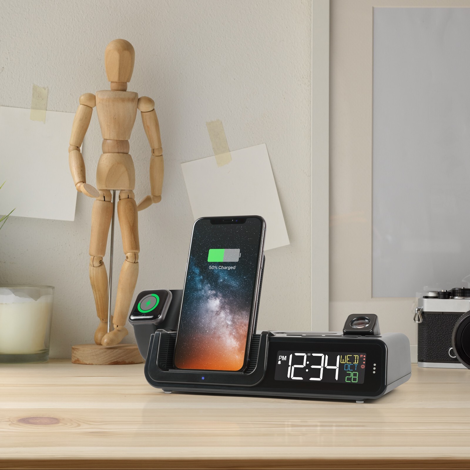 C75709 La Crosse Technology Wattz 2.0 Charging Projection Alarm Clock - Open Box