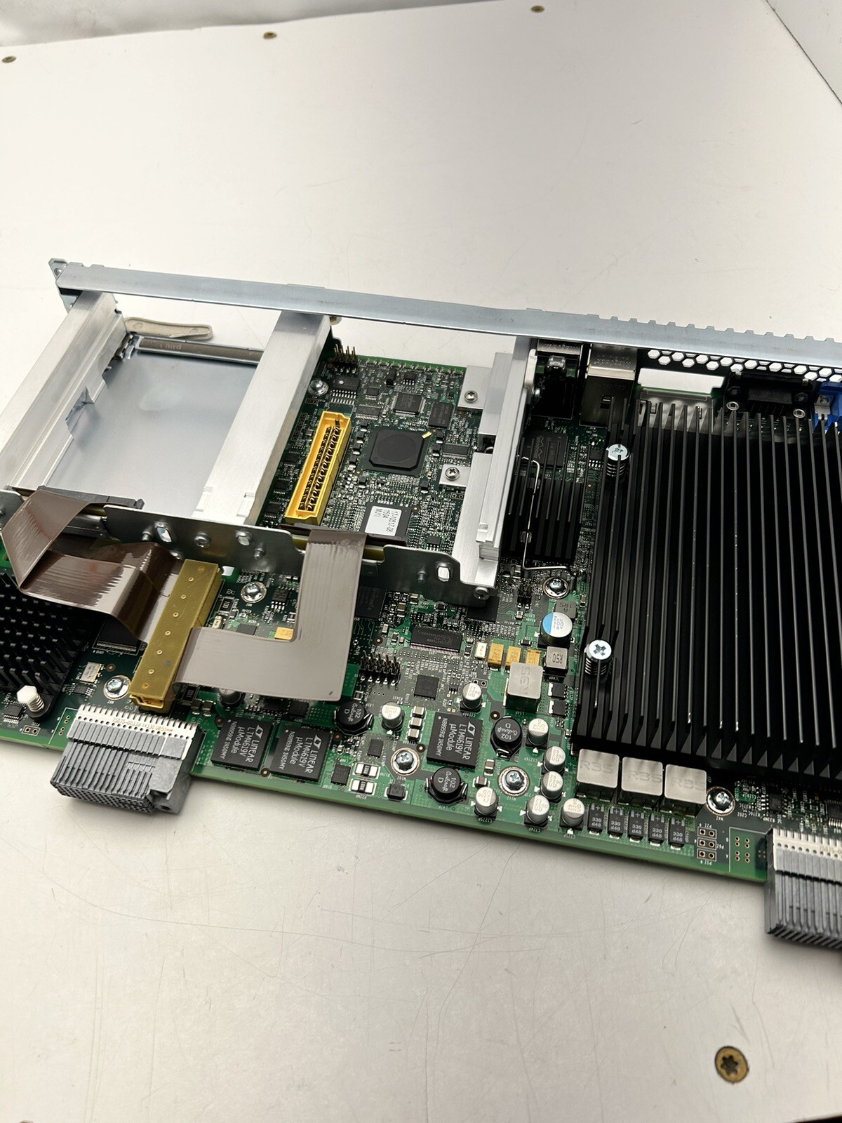 Cisco UCS-E160D-M2/K9 V01 HDD 32GB RAM w/ Xeon E5-2418L V2 @ 2.00 GHz