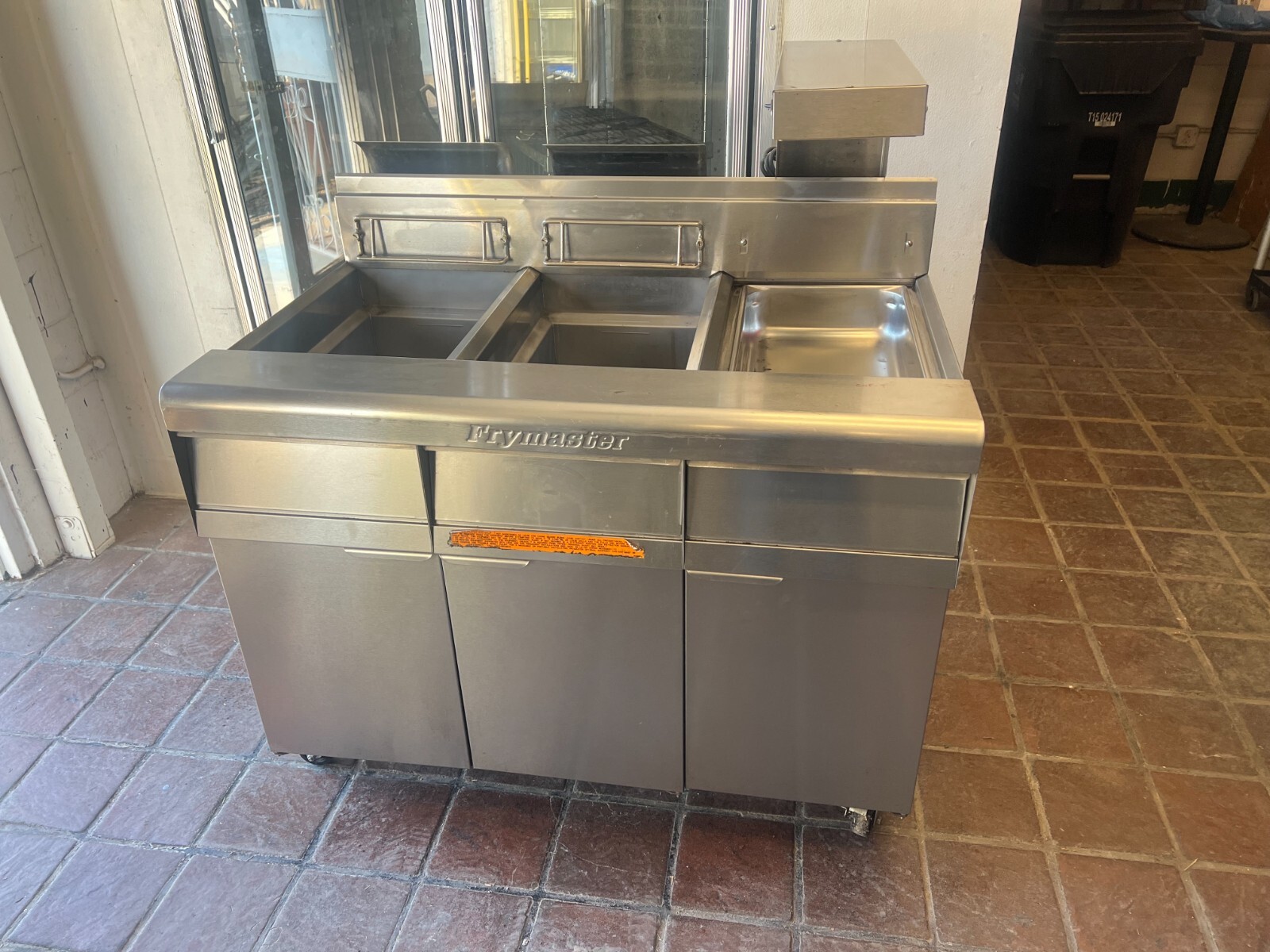 FRYER FRYMASTER COMMERCIAL ( LITTLE USED)