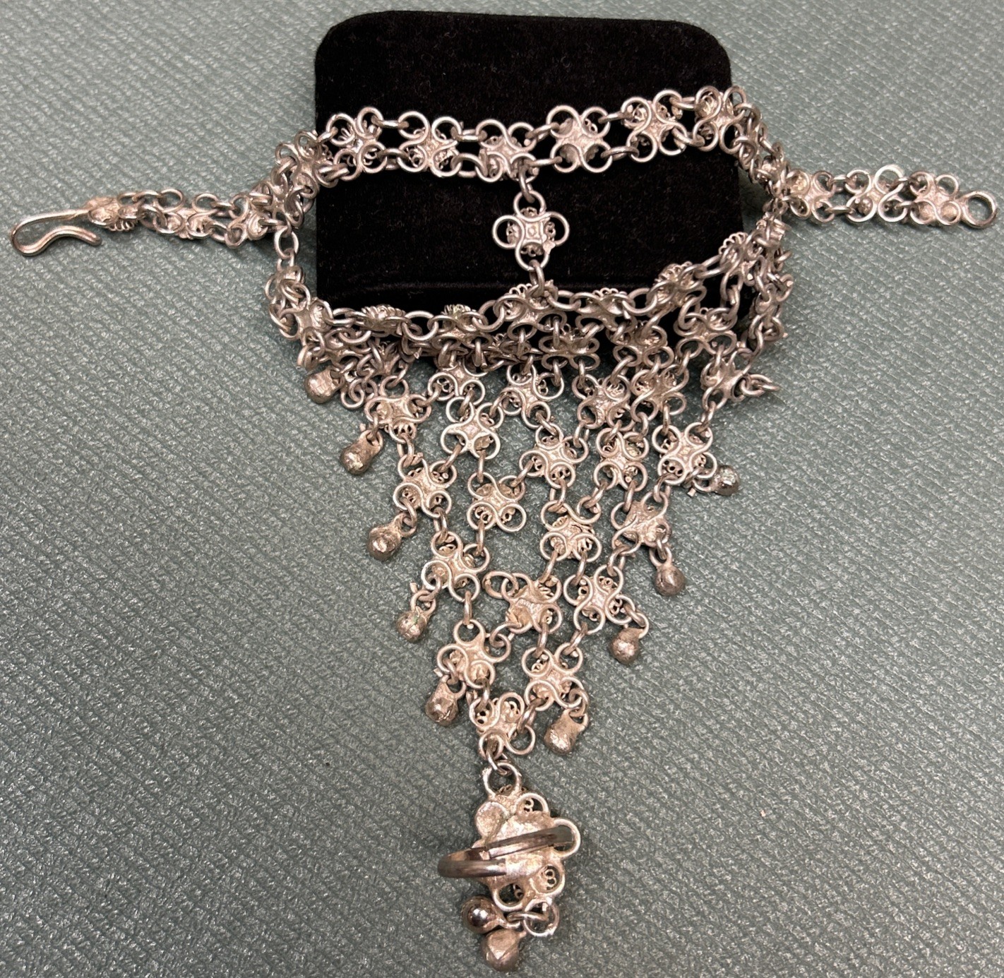 Bedouin Hand Jewelry with Silver Lace-style Harness Arabian Bracelet/Ring UNIQUE