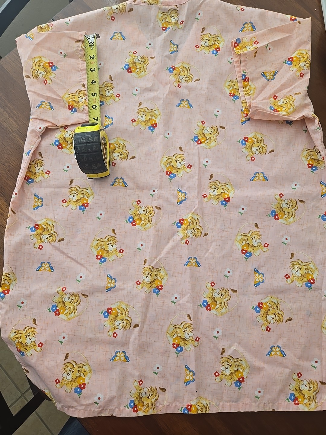 Women scrub tops Med SOS scubs USS