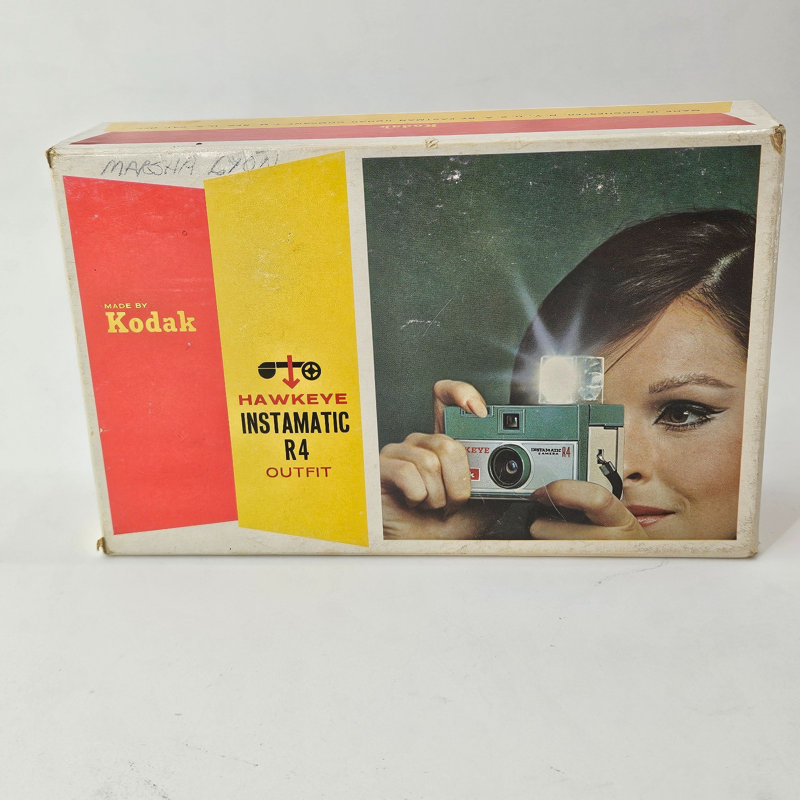 Kodak Hawkeye Instamatic R4 Vin Camera Flash Model Original Box