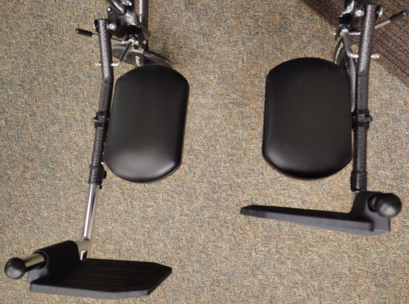 Pair Universal Elevating Leg Foot Rest Legrest Manual Wheelchair Wheel Chair New