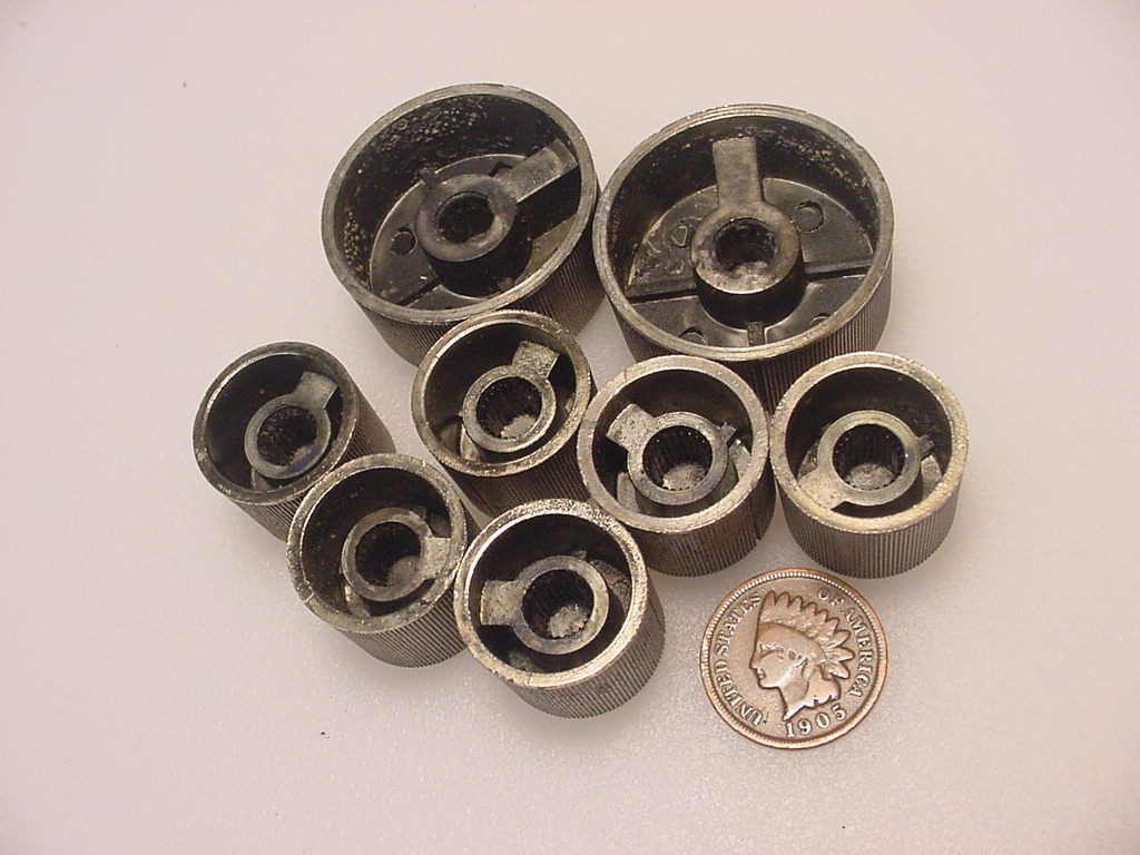 DYNACO PAS2 TUBE PREAMPLIFIER 8PCS RIPPLE INSERT SHAFT CONTROL KNOB LOT (OEM)
