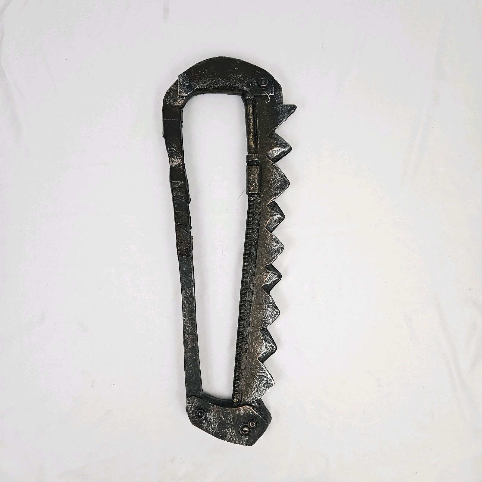 Vintage Rusty Saw Halloween Costume Prop Rubies Weapon Cosplay Plastic 2007